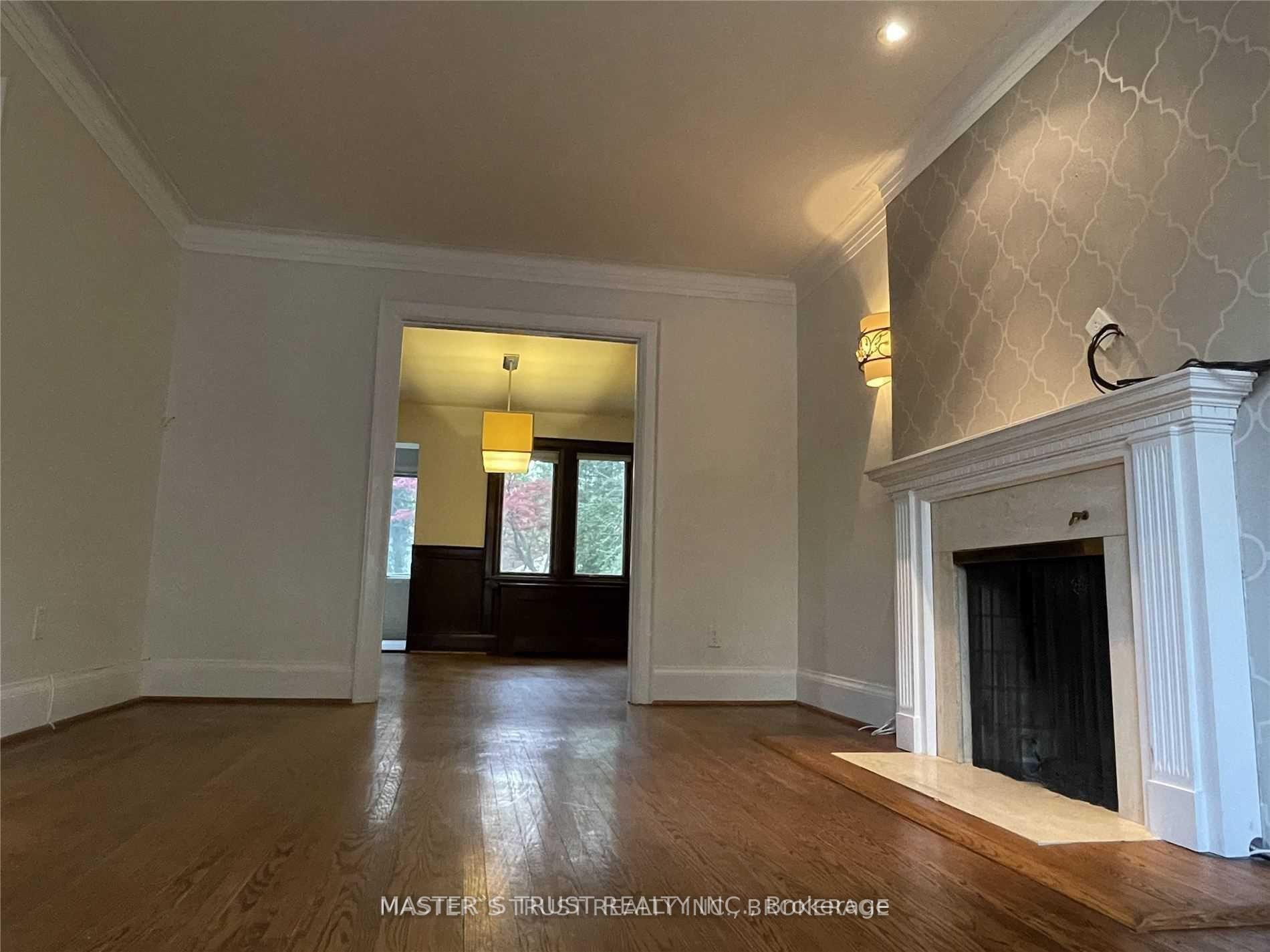 Photo 31 of 12 Duplex Crescent, Toronto, Yonge-Eglinton — HOMEH