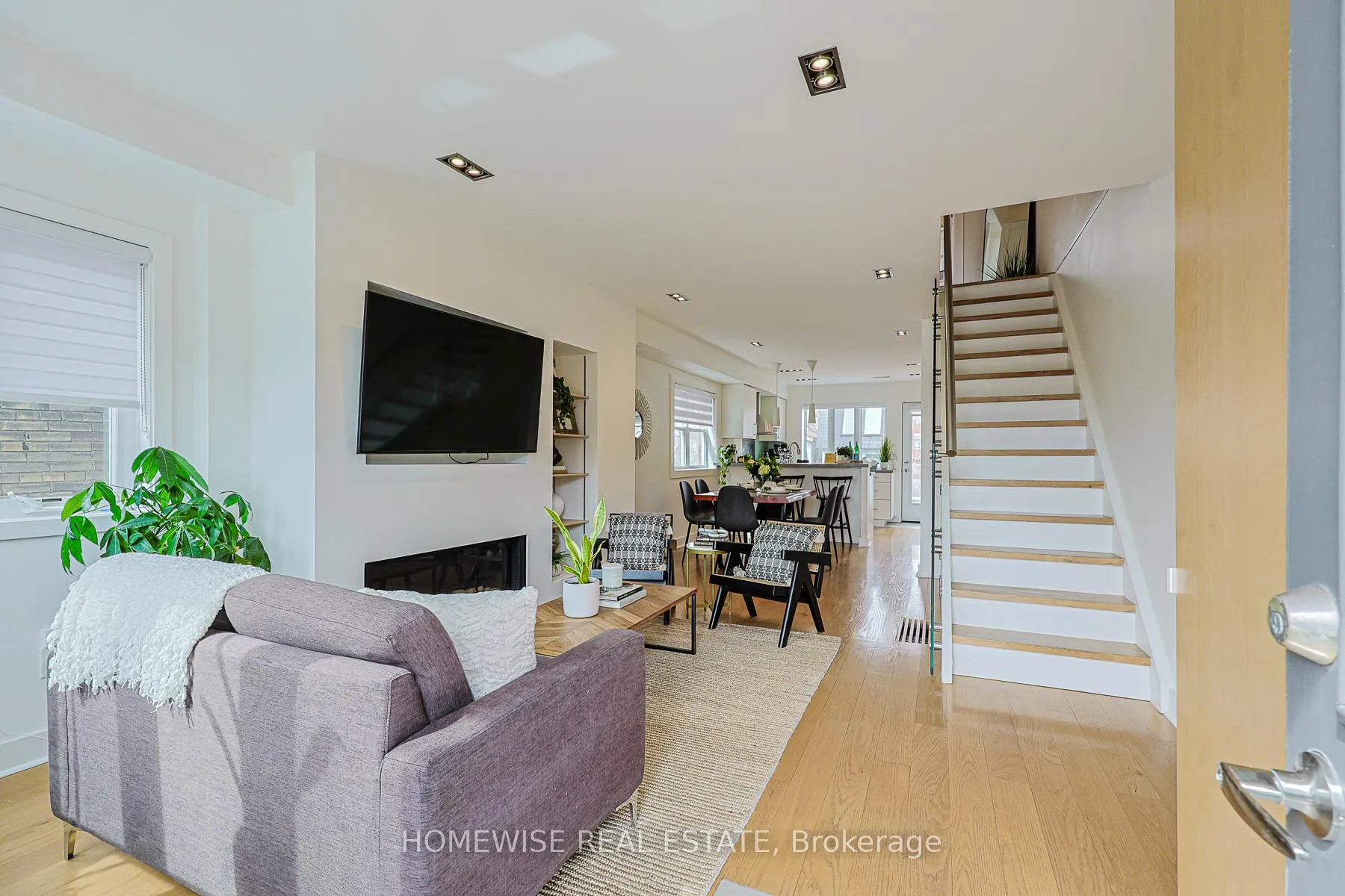 Photo 2 of 12 Leeds Street, Toronto, Dovercourt-Wallace Emerson-Junction — HOMEH