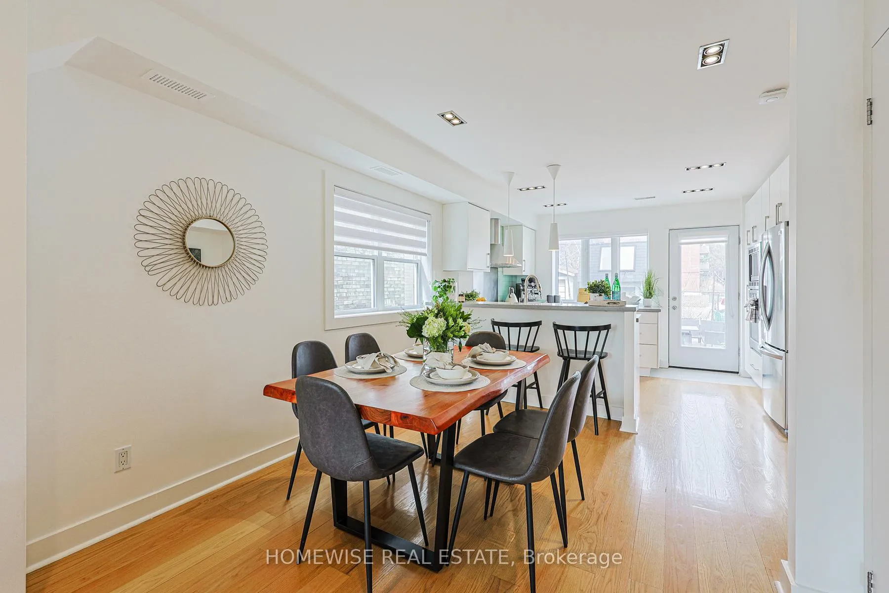 Photo 7 of 12 Leeds Street, Toronto, Dovercourt-Wallace Emerson-Junction — HOMEH