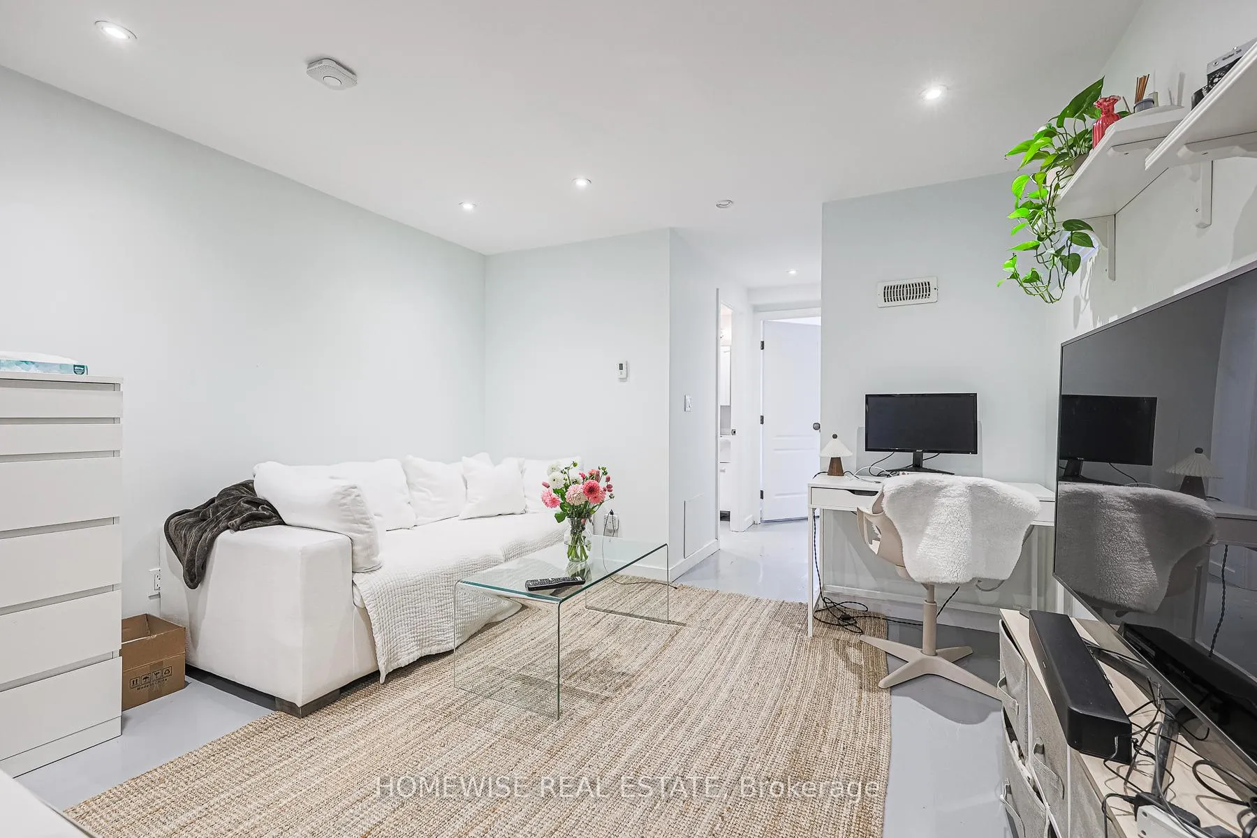 Photo 20 of 12 Leeds Street, Toronto, Dovercourt-Wallace Emerson-Junction — HOMEH