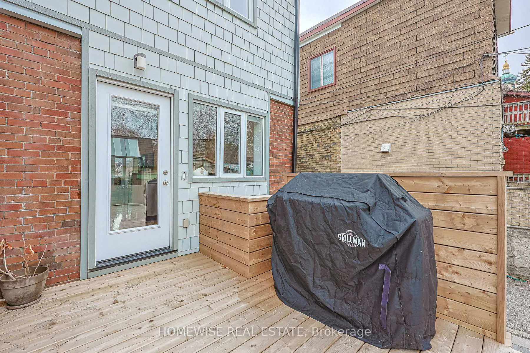 Photo 27 of 12 Leeds Street, Toronto, Dovercourt-Wallace Emerson-Junction — HOMEH