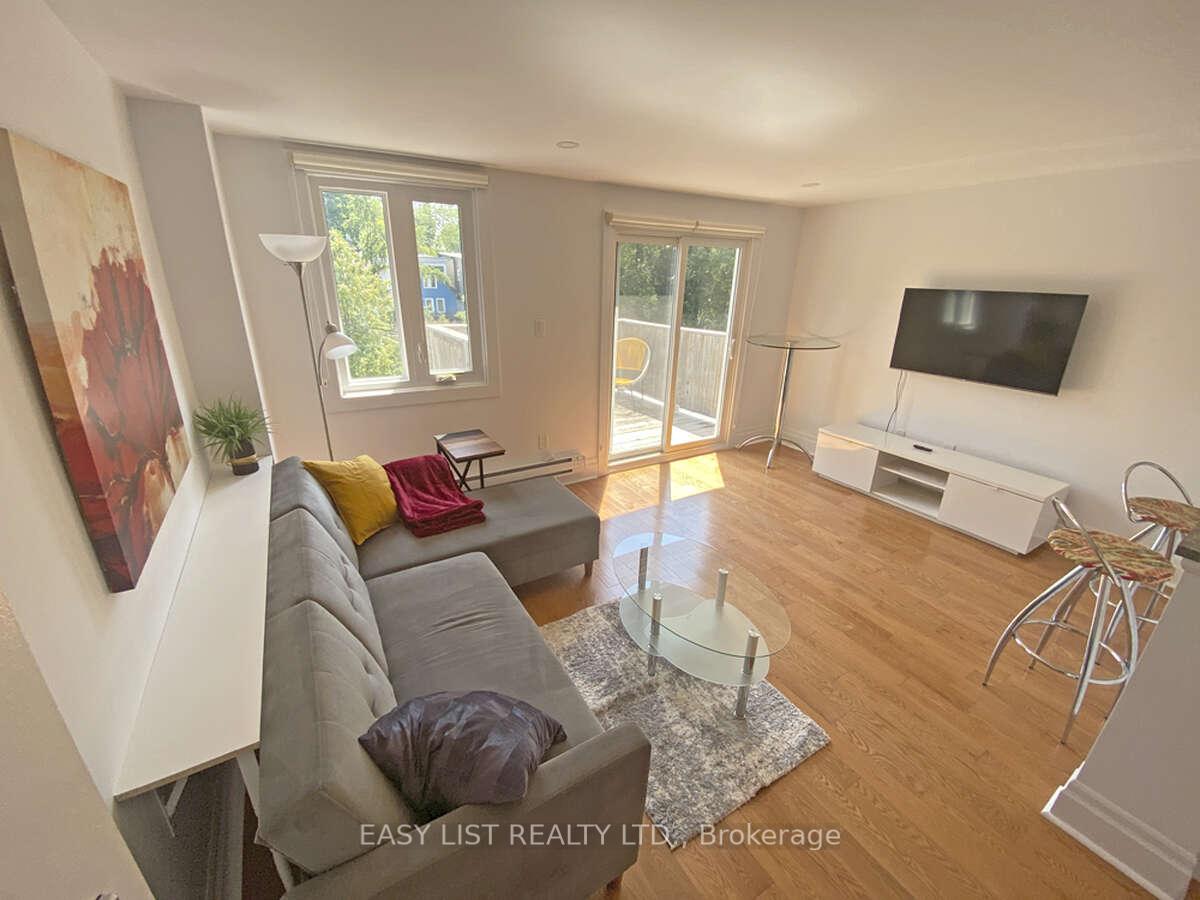Photo 2 of Unit 3, 5 Garnock Avenue, Toronto, North Riverdale — HOMEH