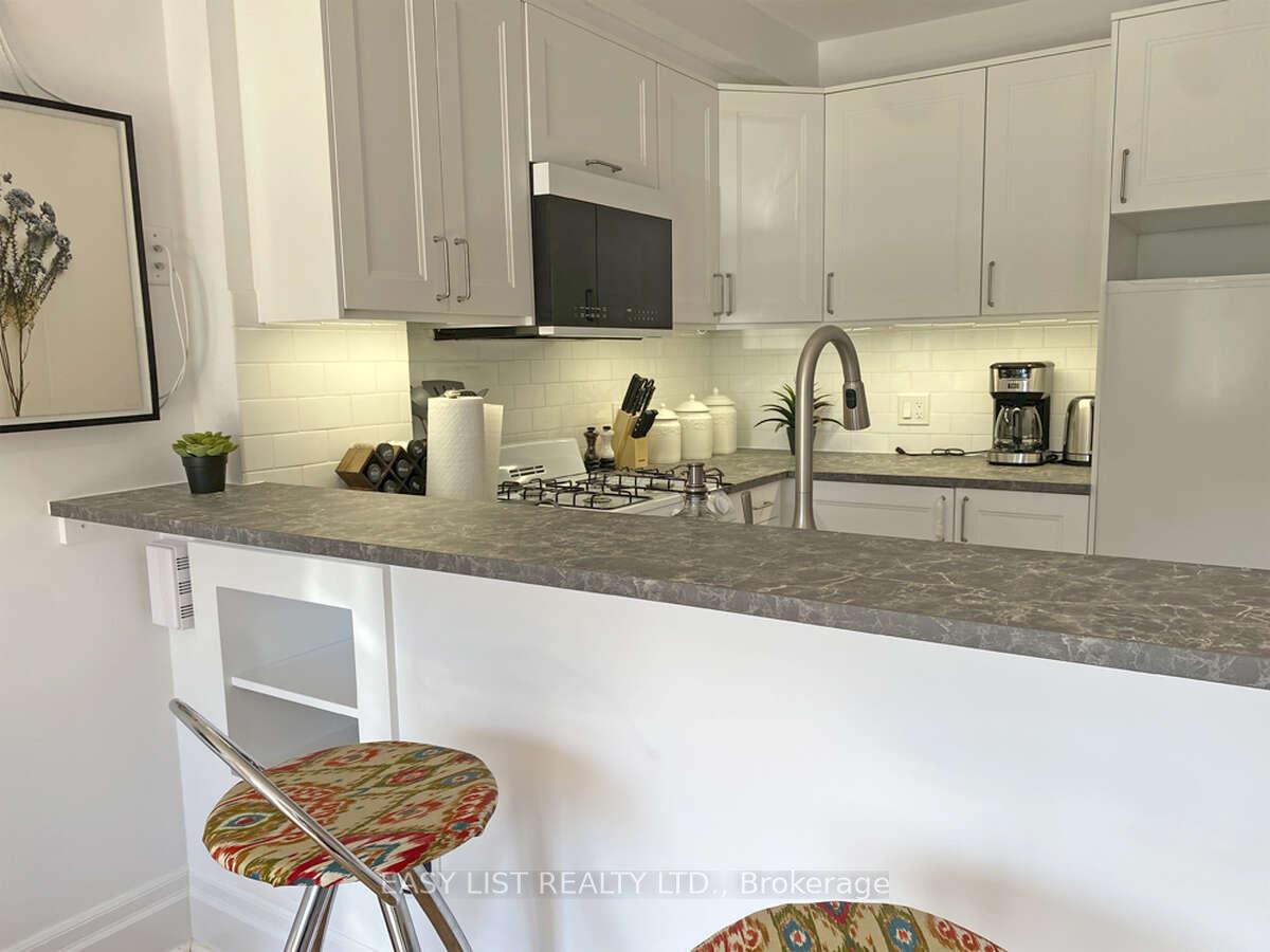 Photo 8 of Unit 3, 5 Garnock Avenue, Toronto, North Riverdale — HOMEH