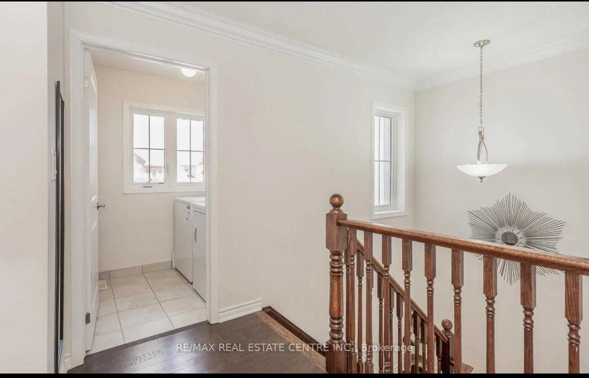 Photo 7 of 304 Trudeau Drive E, Milton, Clarke — HOMEH