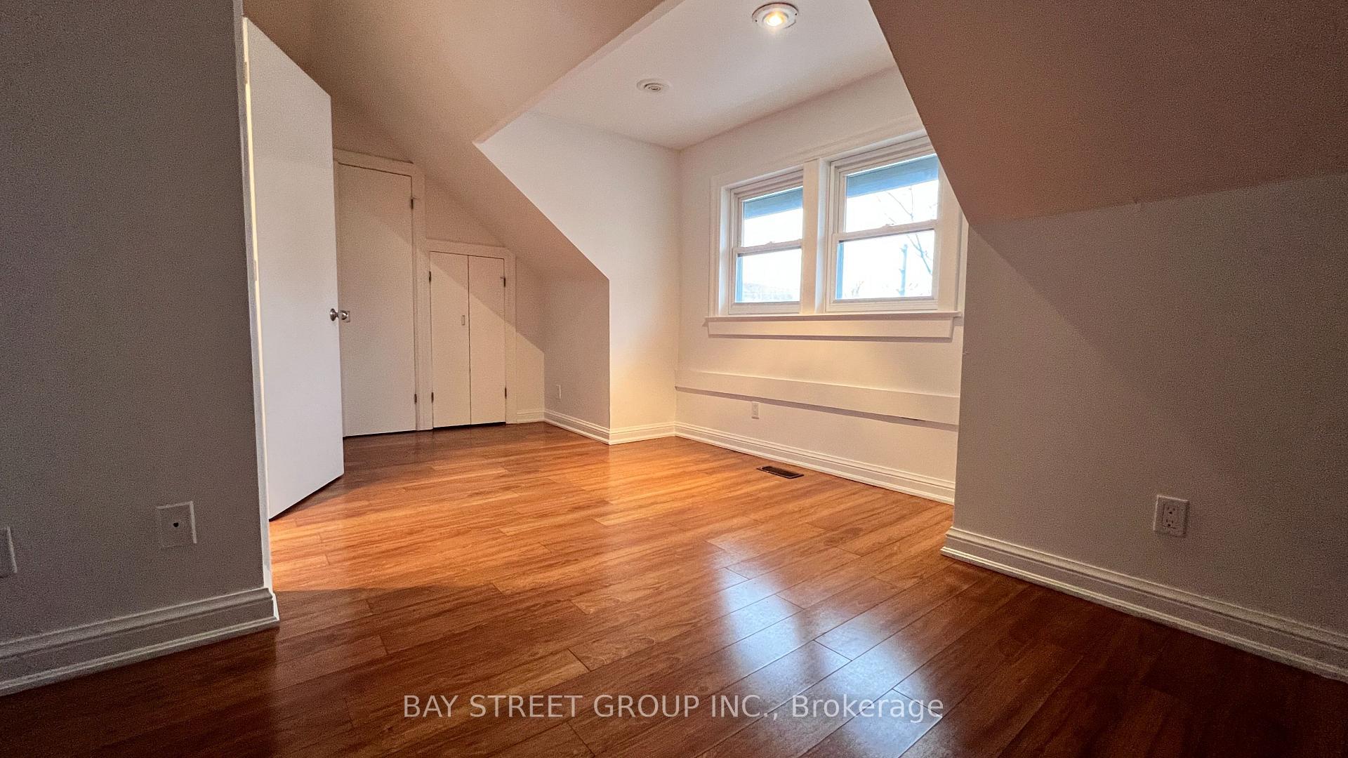 Photo 12 of Unit Upper, 182 Spadina Rd., Toronto, The Annex — HOMEH