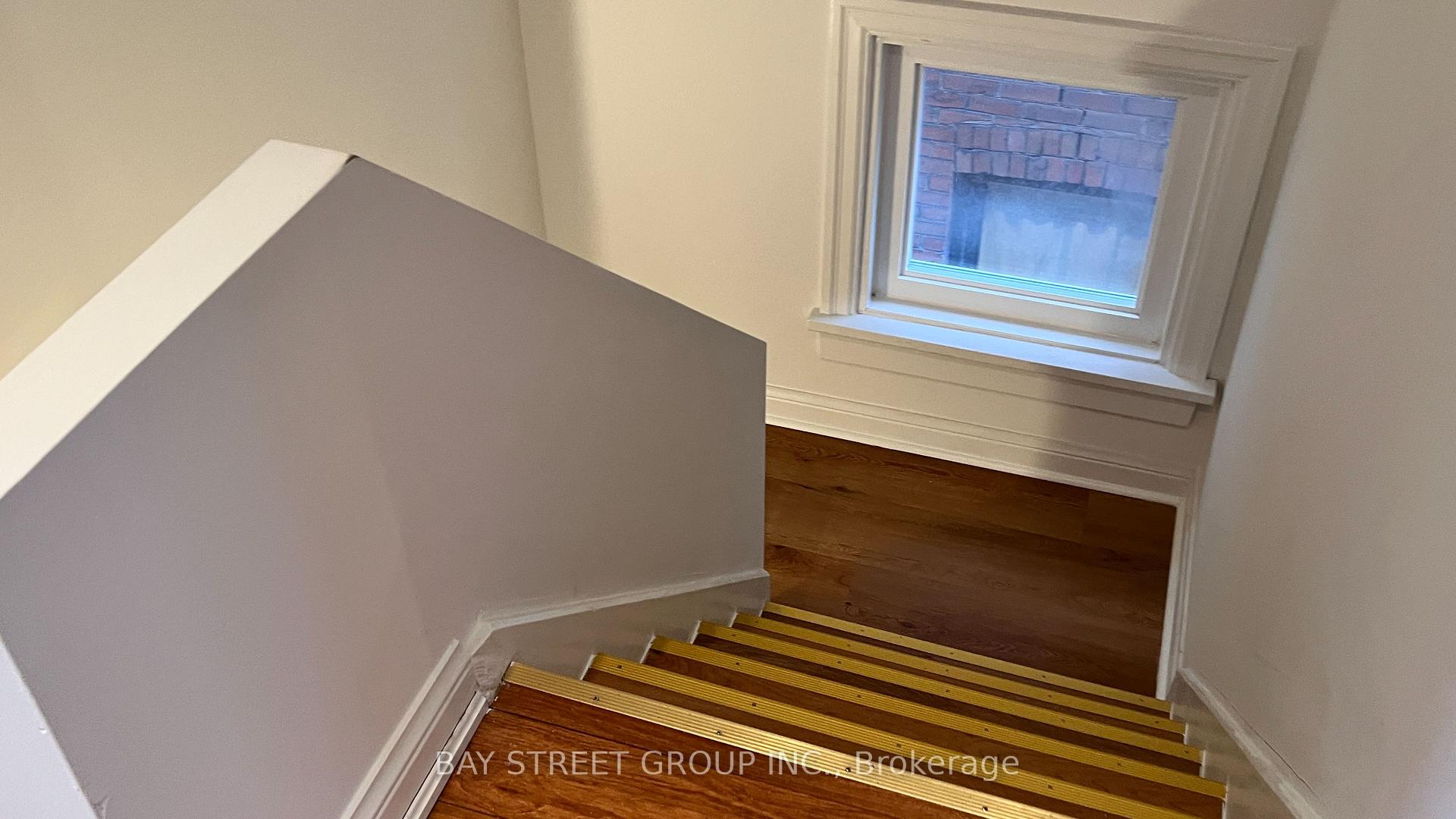 Photo 6 of Unit Upper, 182 Spadina Rd., Toronto, The Annex — HOMEH