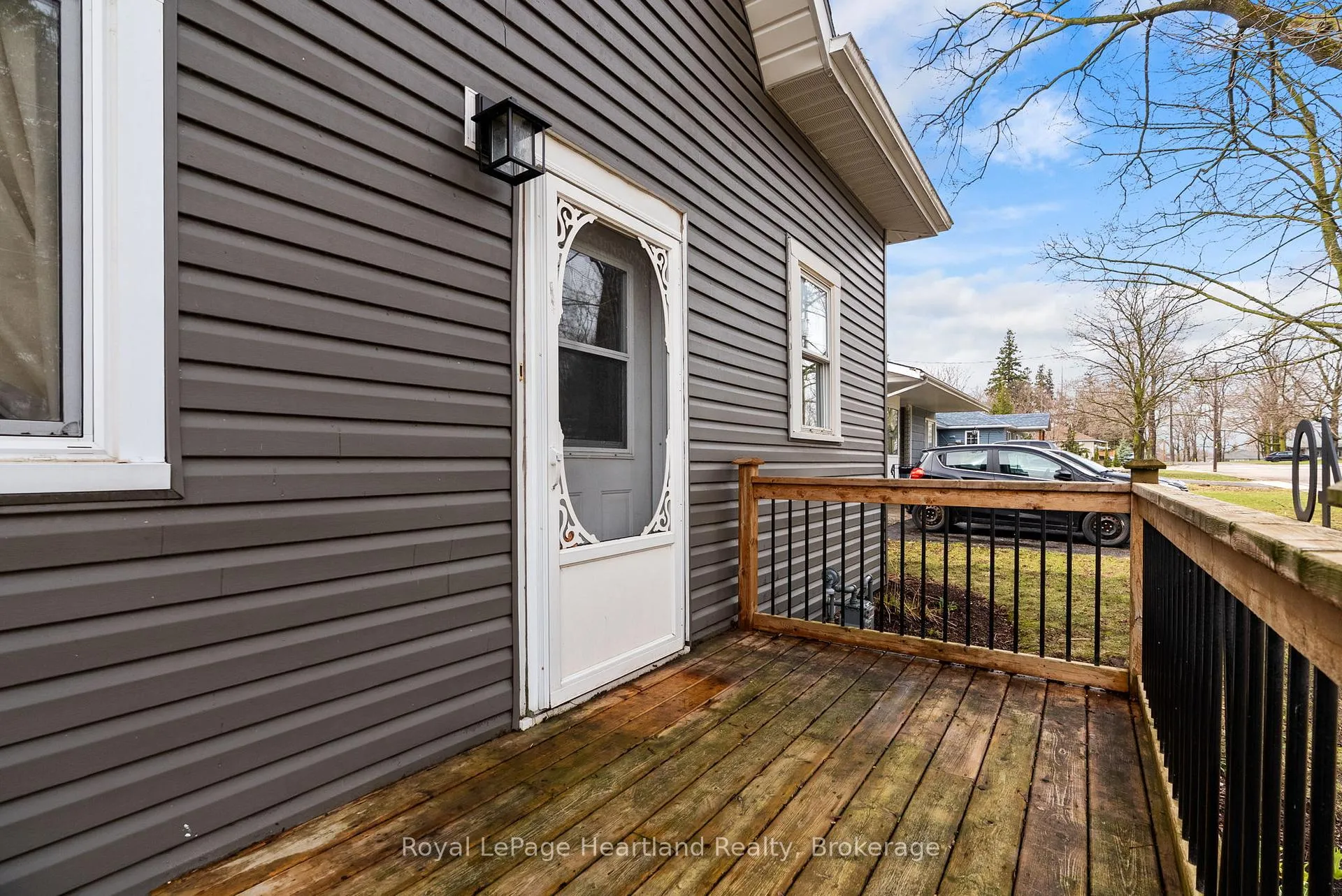 Photo 4 of 140 Rattenbury Street W, Central Huron, Clinton — HOMEH