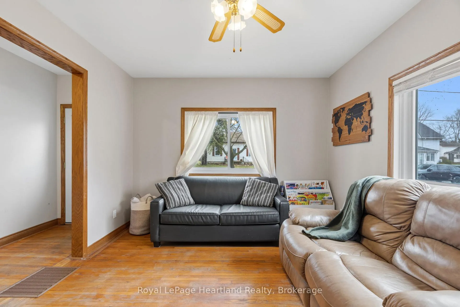 Photo 7 of 140 Rattenbury Street W, Central Huron, Clinton — HOMEH