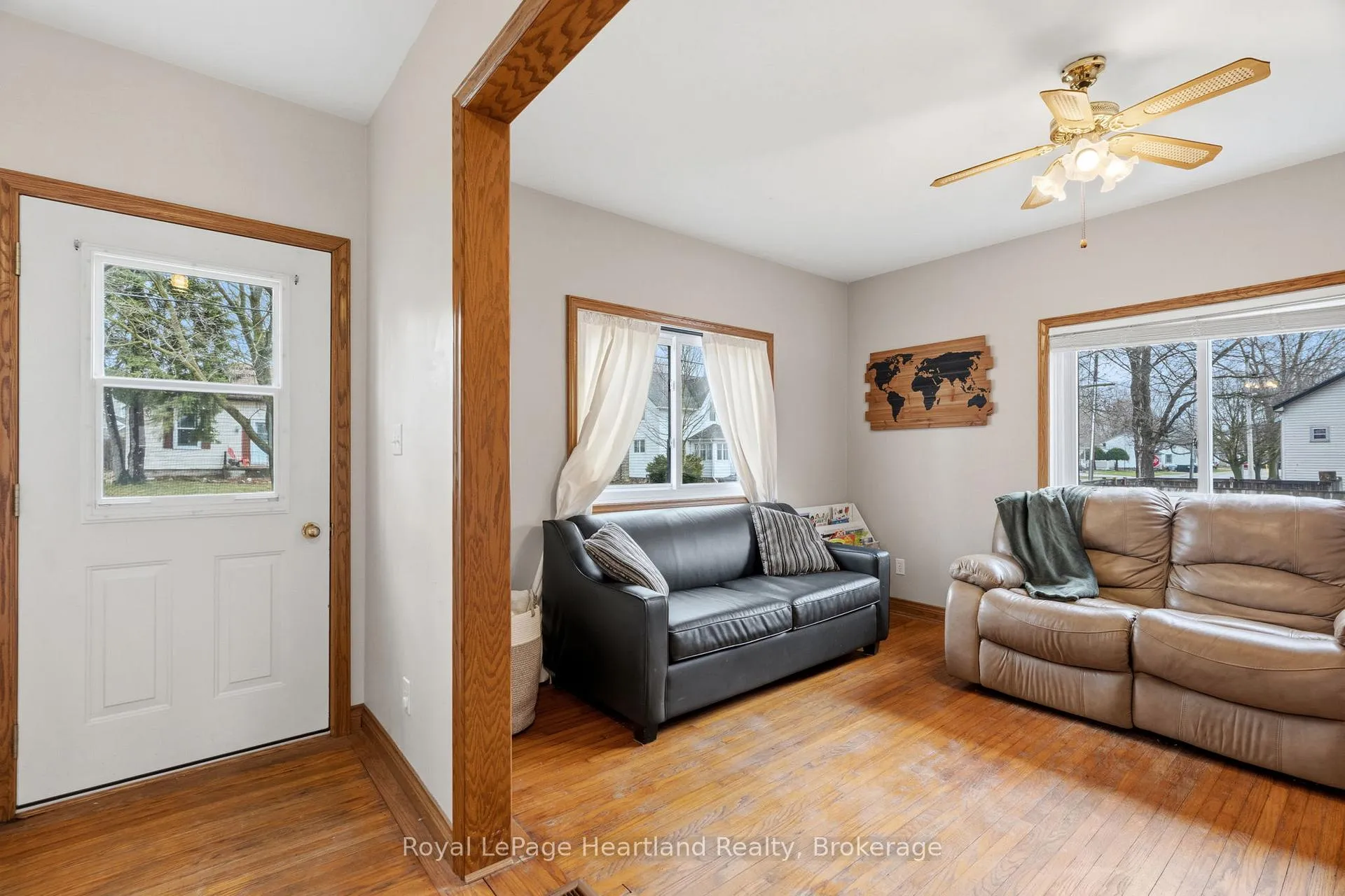 Photo 9 of 140 Rattenbury Street W, Central Huron, Clinton — HOMEH