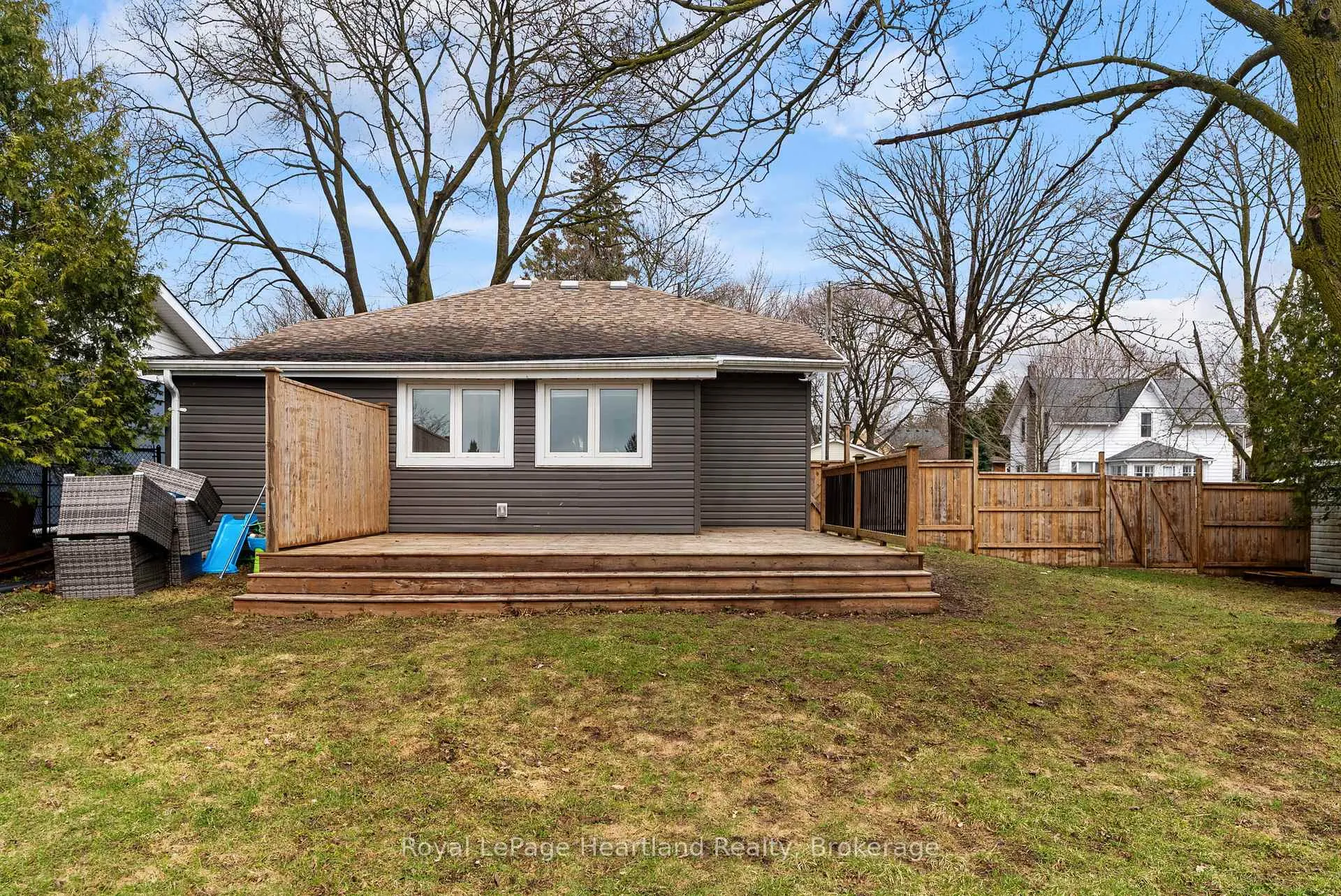 Photo 29 of 140 Rattenbury Street W, Central Huron, Clinton — HOMEH