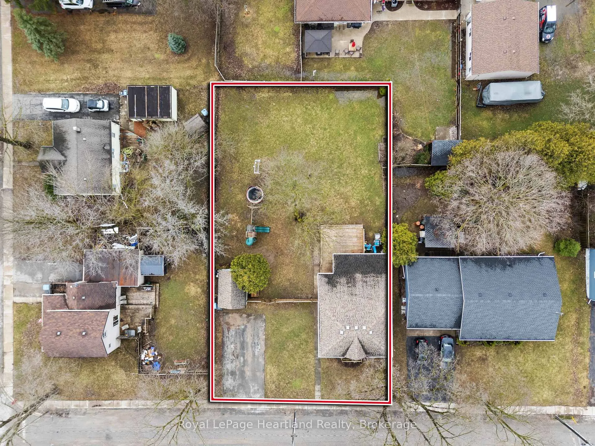 Photo 37 of 140 Rattenbury Street W, Central Huron, Clinton — HOMEH