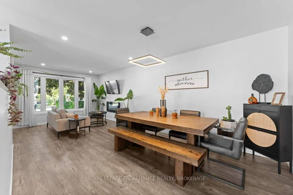 Photo 9 of 26 Woodstone Crescent, Kingston, Central City West — HOMEH