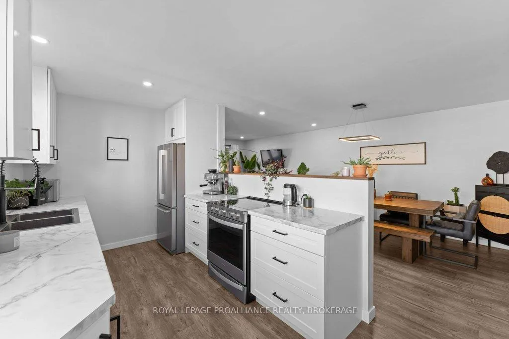 Photo 10 of 26 Woodstone Crescent, Kingston, Central City West — HOMEH