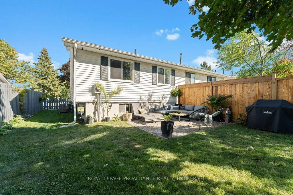 Photo 30 of 26 Woodstone Crescent, Kingston, Central City West — HOMEH