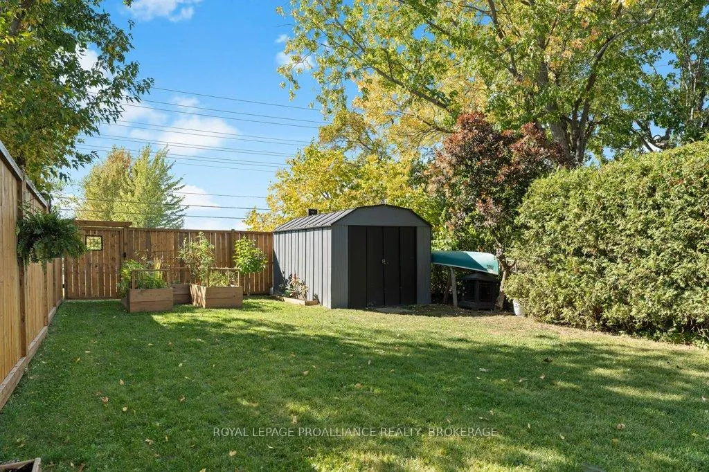 Photo 31 of 26 Woodstone Crescent, Kingston, Central City West — HOMEH