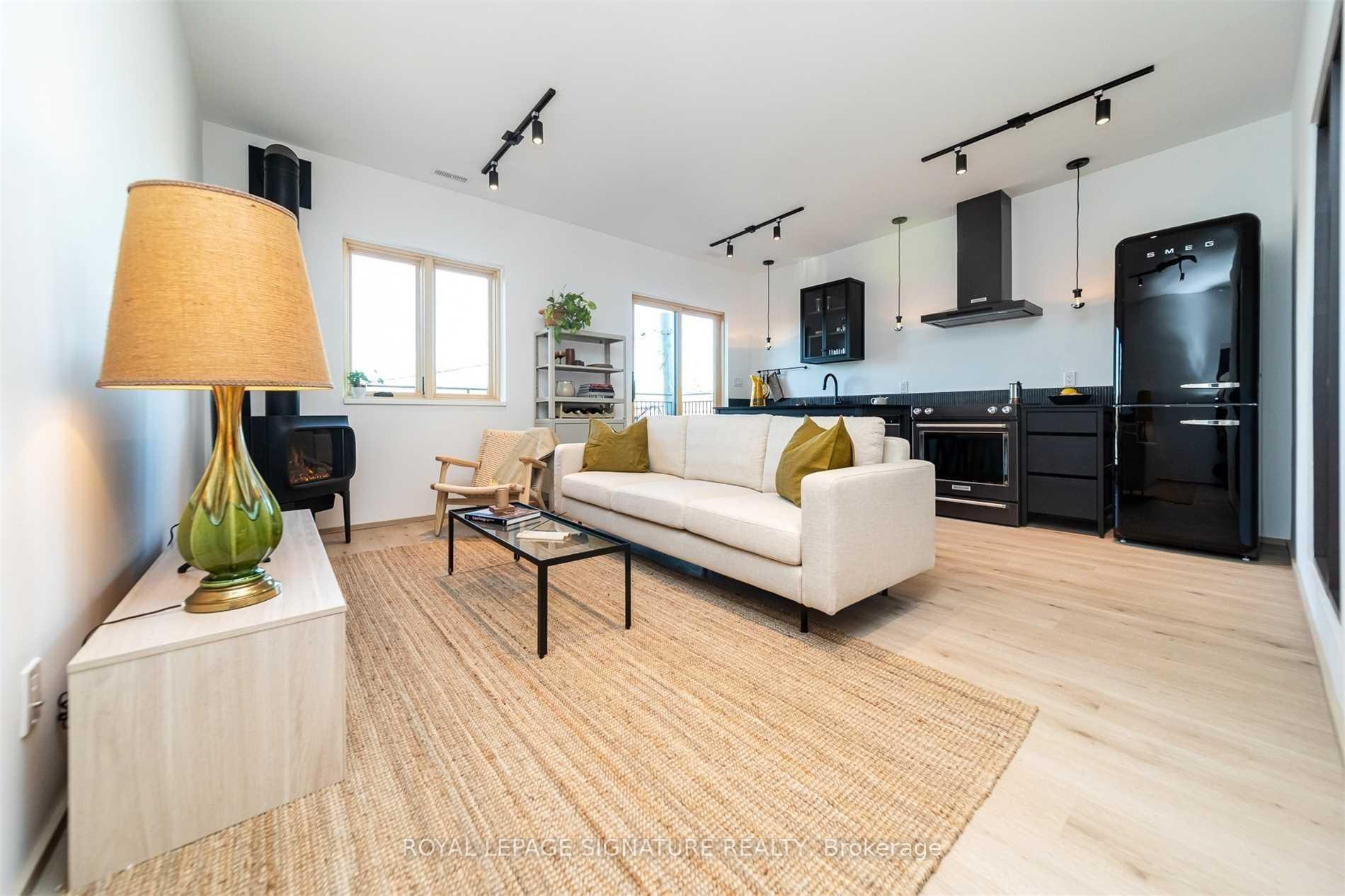 Photo 2 of Unit 4, 36 Geary Avenue, Toronto, Wychwood — HOMEH