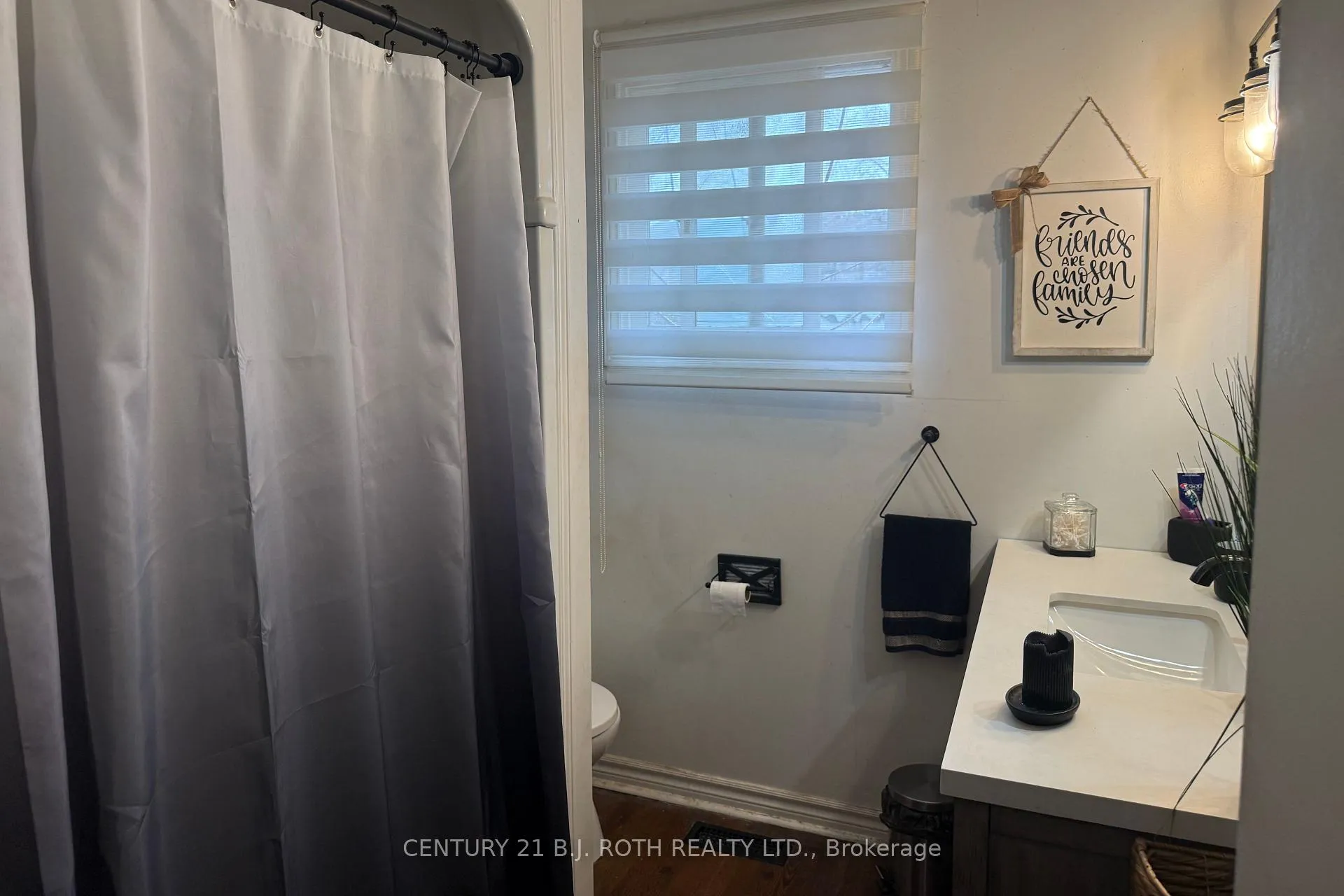 Photo 6 of 227 Pine Drive, Barrie, Bayshore — HOMEH