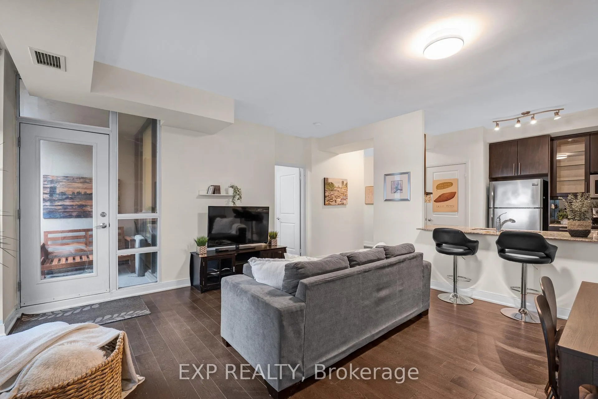 Photo 11 of Unit 1102, 88 Broadway Avenue, Toronto, Mount Pleasant West — HOMEH