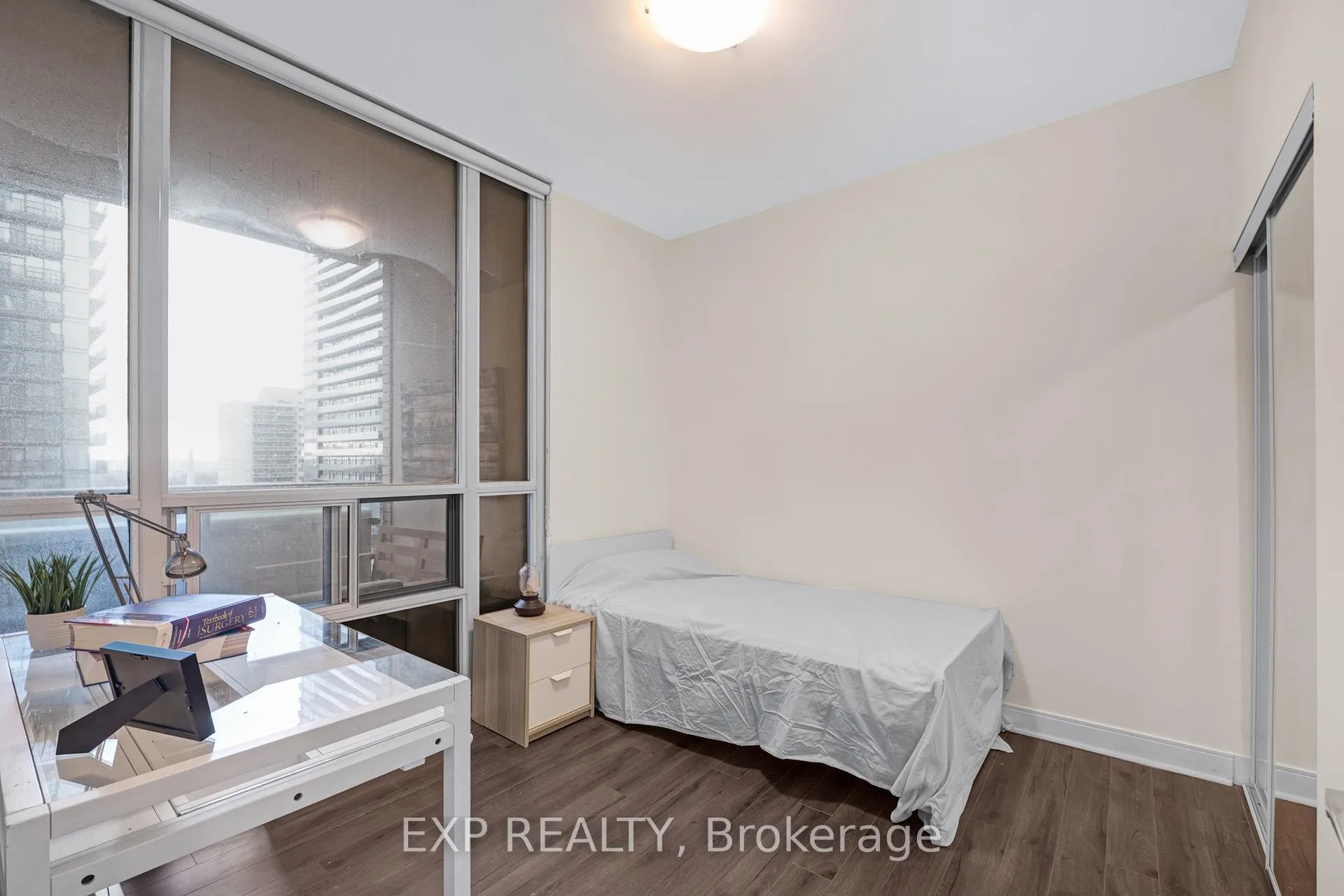 Photo 19 of Unit 1102, 88 Broadway Avenue, Toronto, Mount Pleasant West — HOMEH