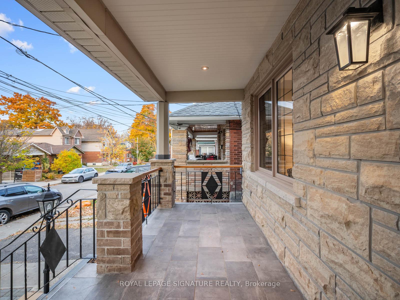 Photo 4 of 9 Westbrook Avenue, Toronto, Woodbine-Lumsden — HOMEH
