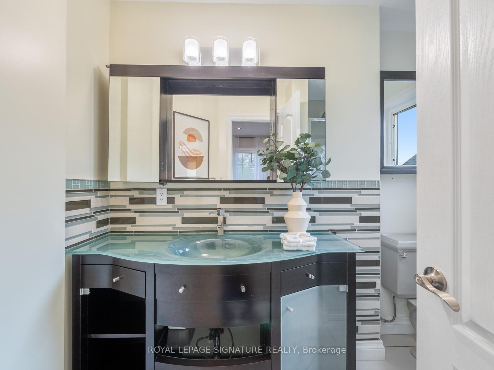 Photo 24 of 9 Westbrook Avenue, Toronto, Woodbine-Lumsden — HOMEH