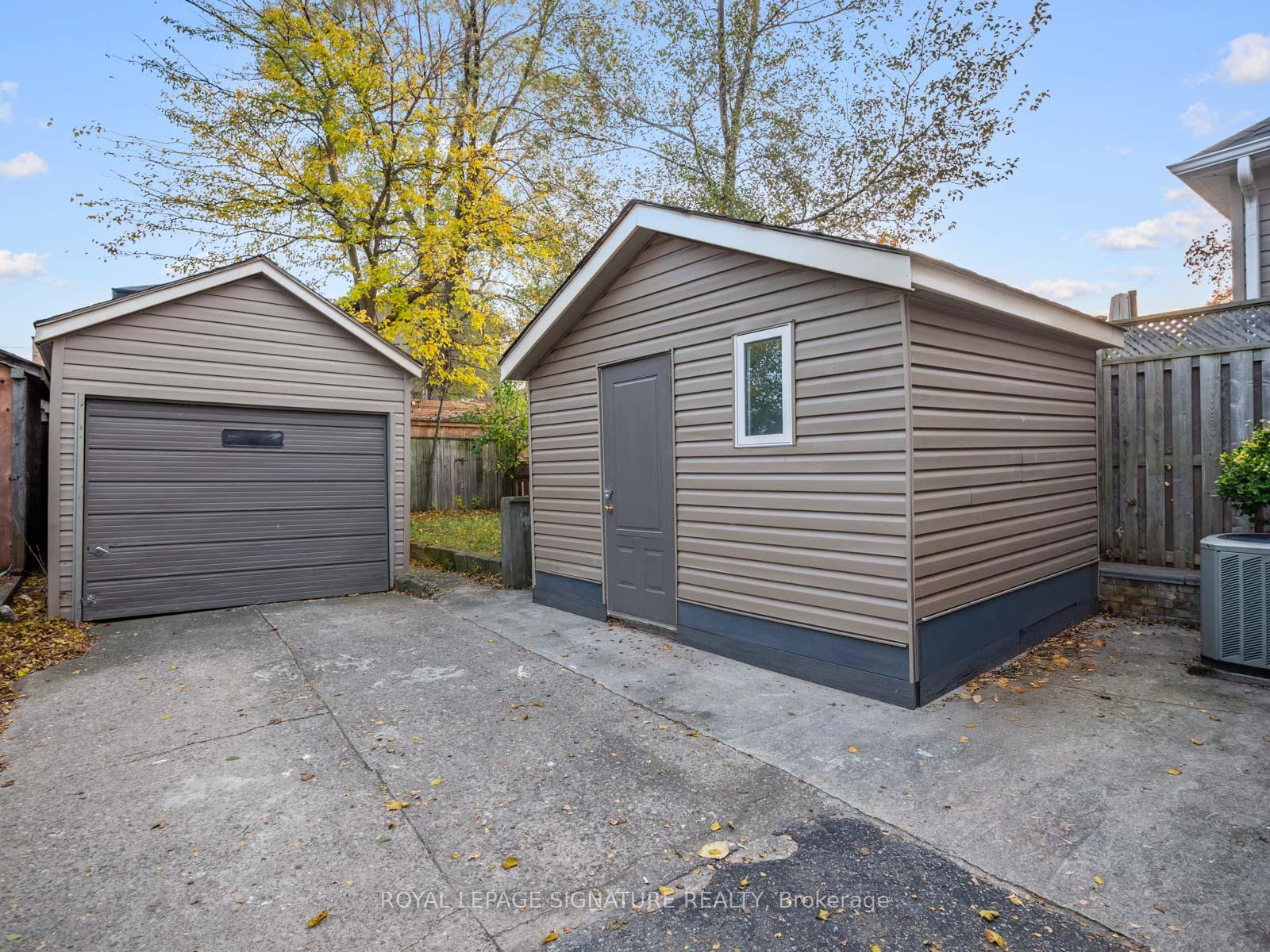 Photo 37 of 9 Westbrook Avenue, Toronto, Woodbine-Lumsden — HOMEH