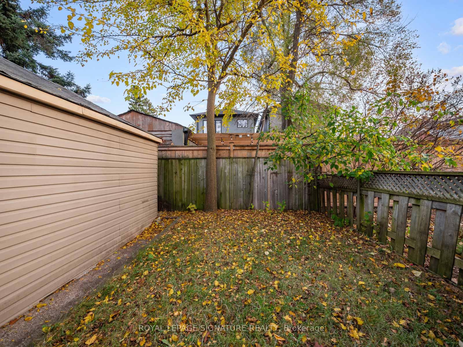 Photo 39 of 9 Westbrook Avenue, Toronto, Woodbine-Lumsden — HOMEH