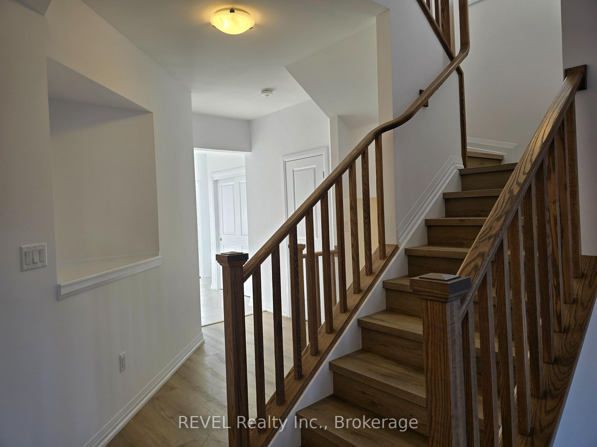 Photo 6 of 9 Willson Drive, Thorold, Hurricane/Merrittville — HOMEH
