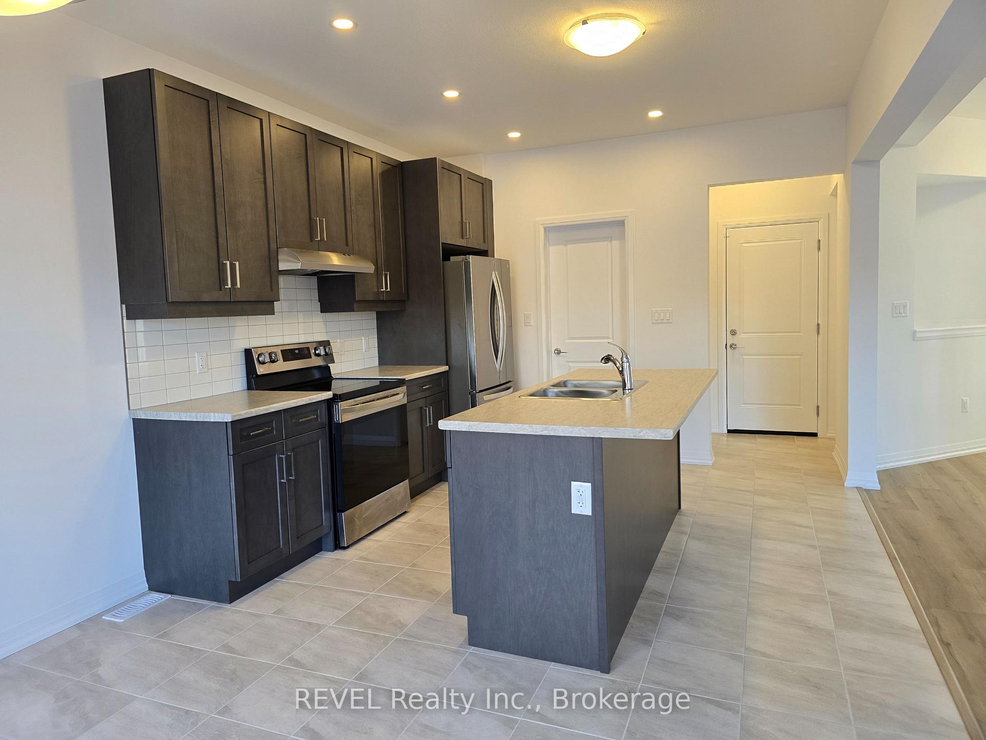 Photo 8 of 9 Willson Drive, Thorold, Hurricane/Merrittville — HOMEH