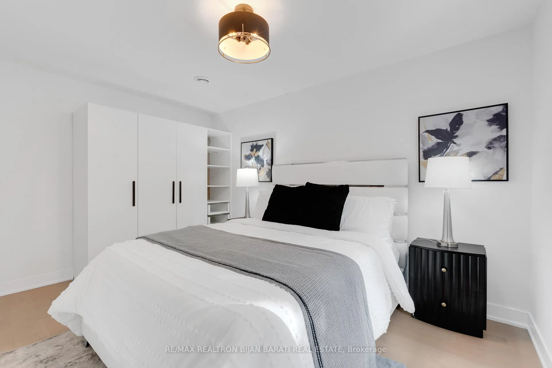 Photo 23 of 14 Henderson Avenue, Markham, Grandview — HOMEH