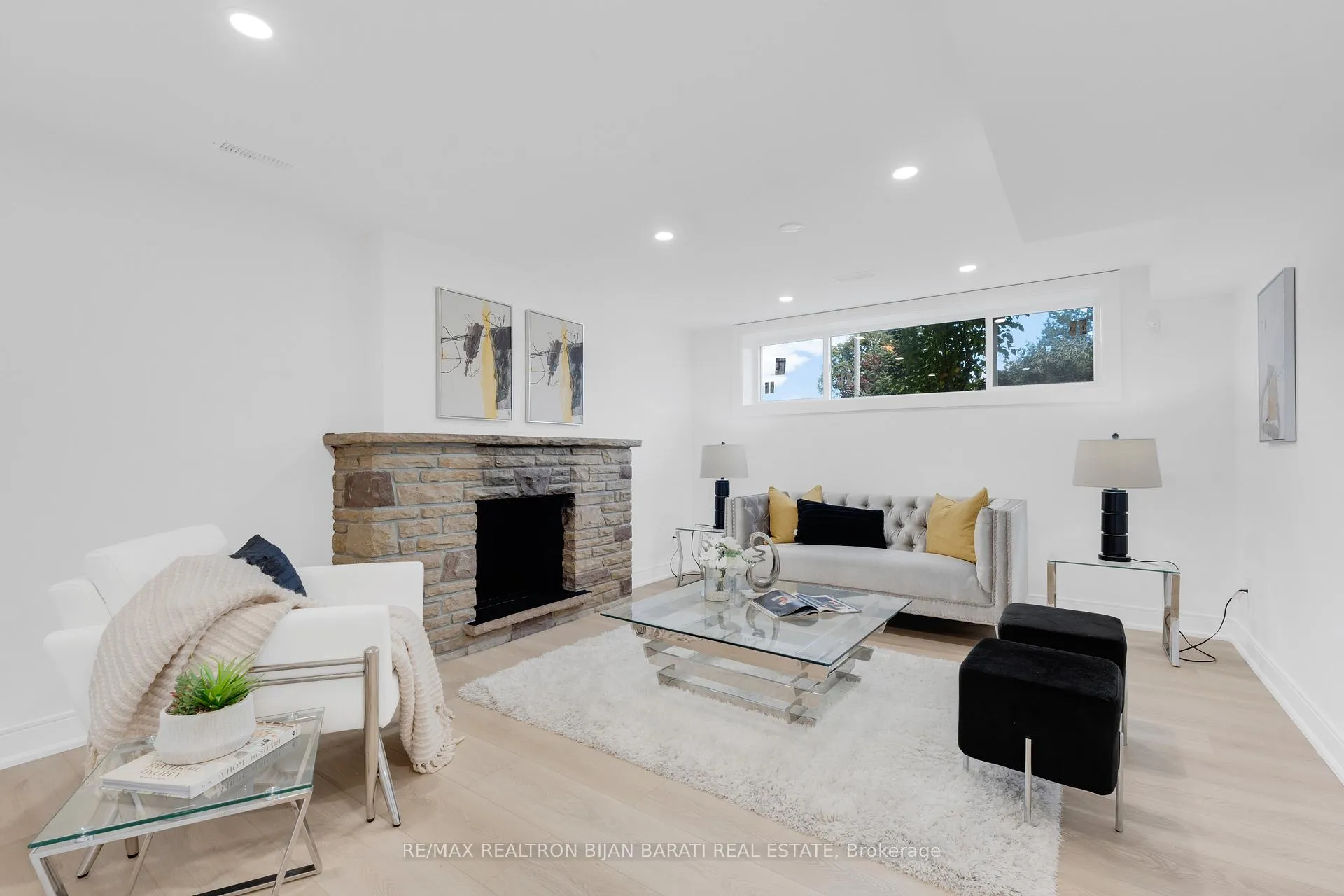 Photo 30 of 14 Henderson Avenue, Markham, Grandview — HOMEH