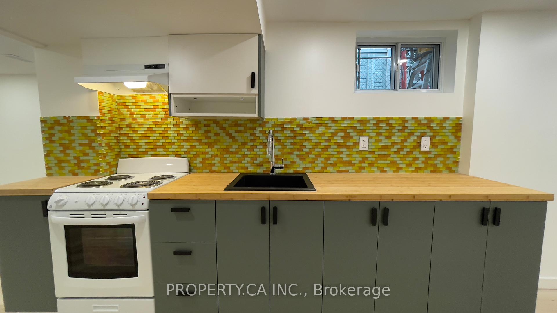 Photo 8 of Unit #Lower, 143 St Helen's Avenue, Toronto, Dufferin Grove — HOMEH