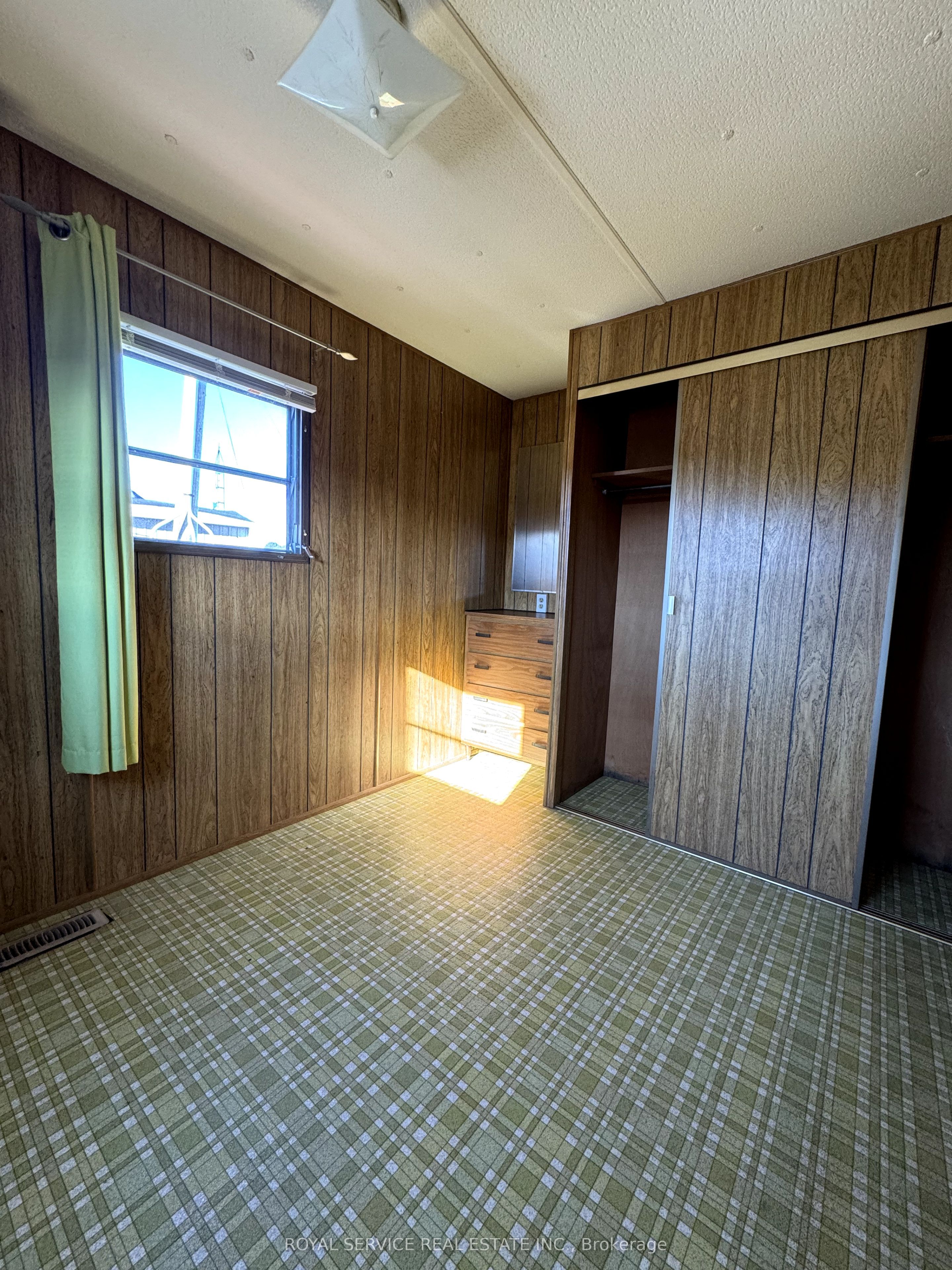 Photo 15 of Unit 11, 1037 Arthur Street, Clarington, Rural Clarington — HOMEH