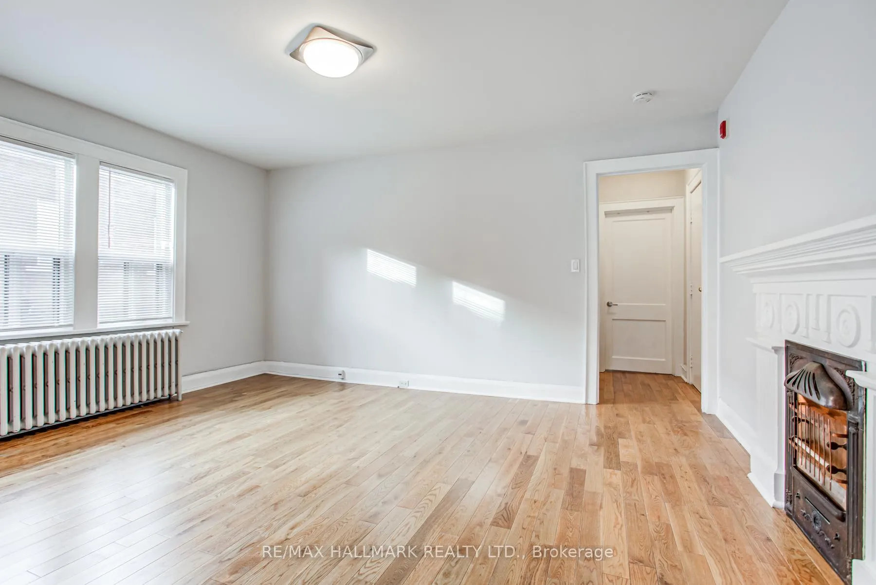 Photo 9 of Unit 1, 27 Sherwood Avenue, Toronto, Mount Pleasant East — HOMEH