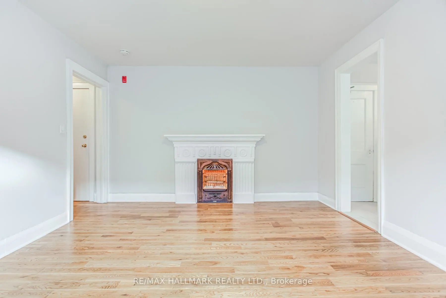 Photo 19 of Unit 1, 27 Sherwood Avenue, Toronto, Mount Pleasant East — HOMEH