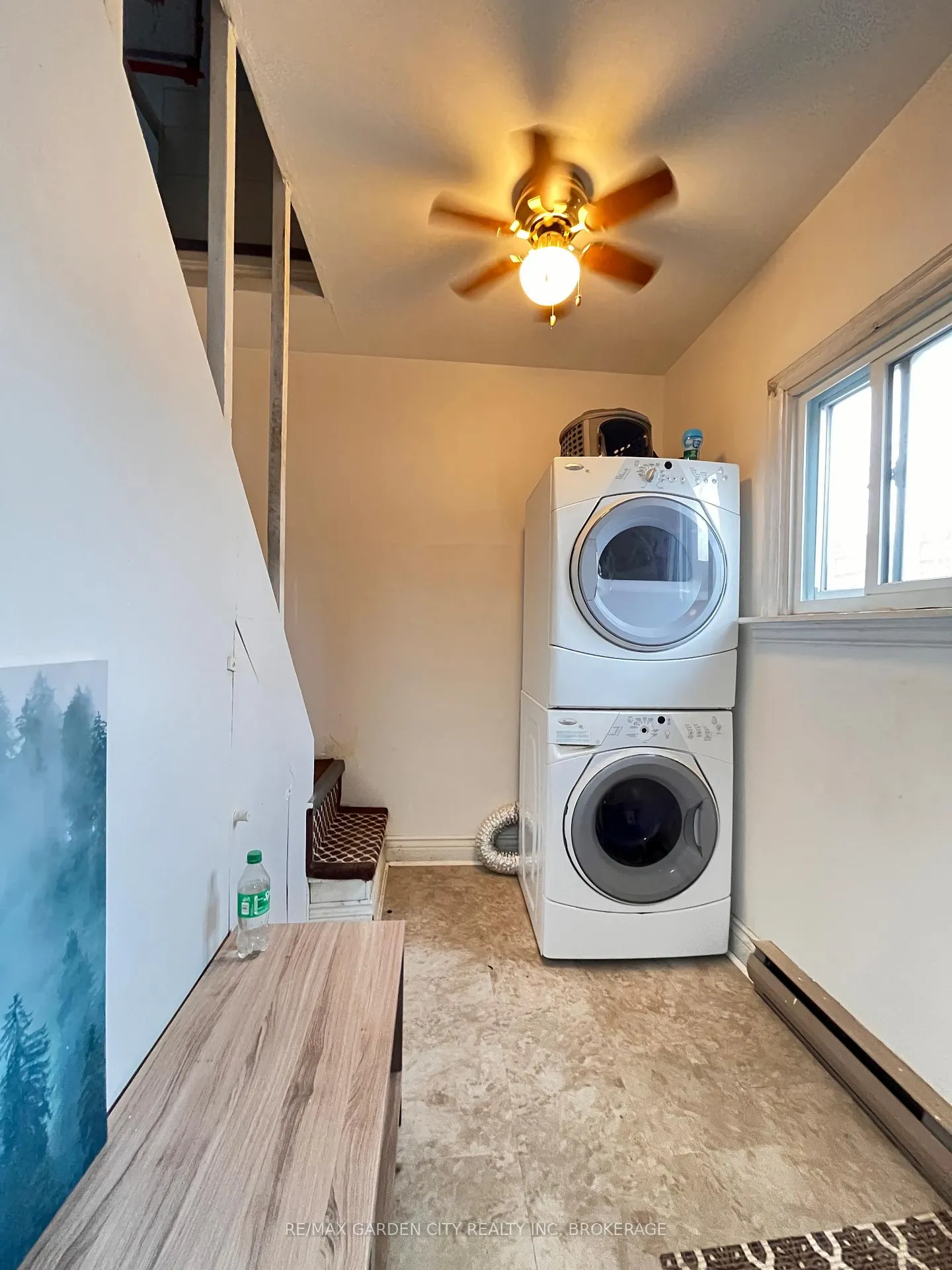 Photo 8 of 515 Rennie Street, Hamilton, Parkview — HOMEH