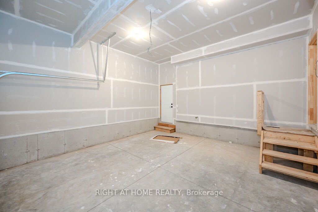 Photo 71 of 423 Woolwich Street, Waterloo — HOMEH