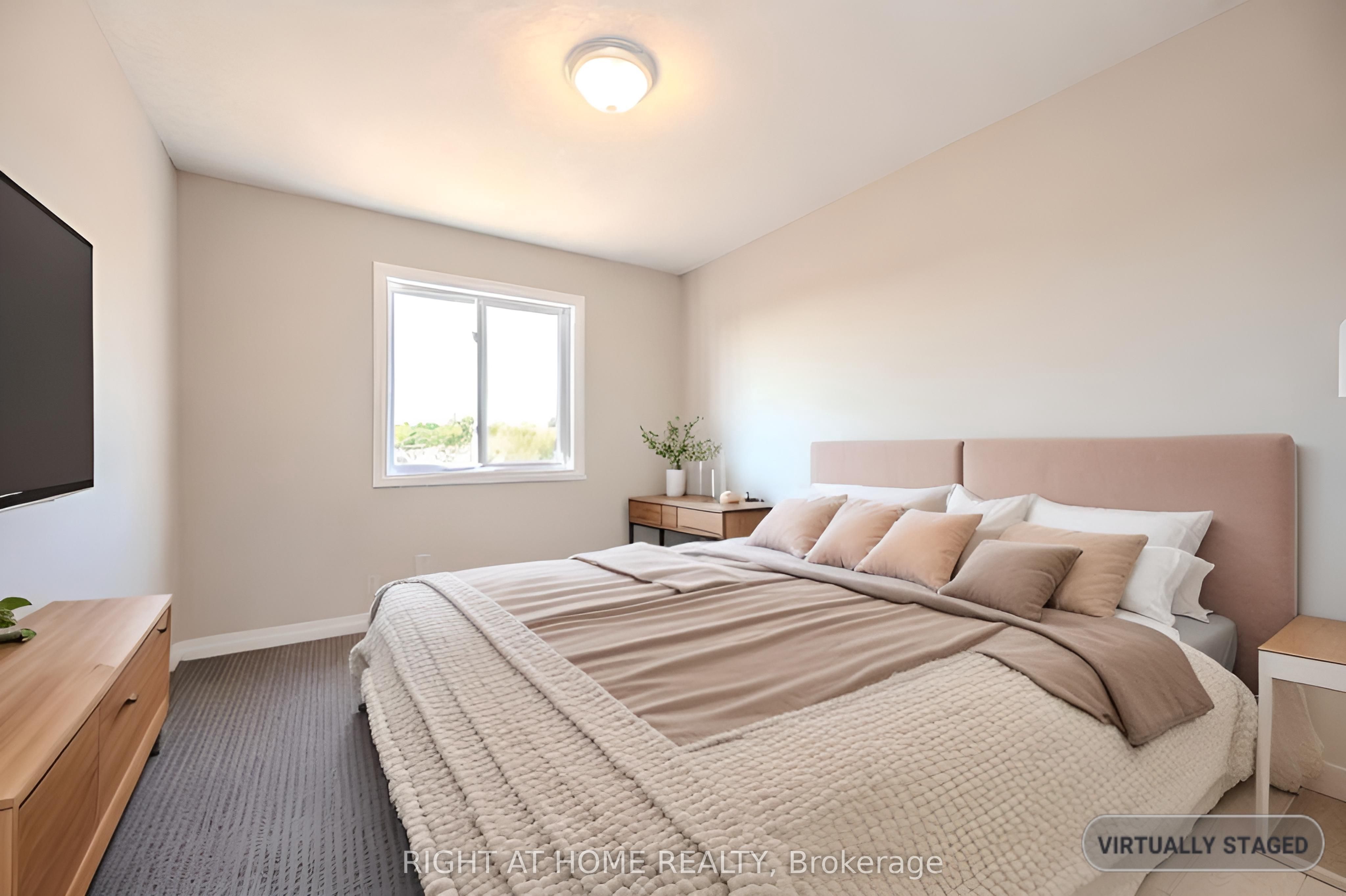 Photo 63 of 423 Woolwich Street, Waterloo — HOMEH