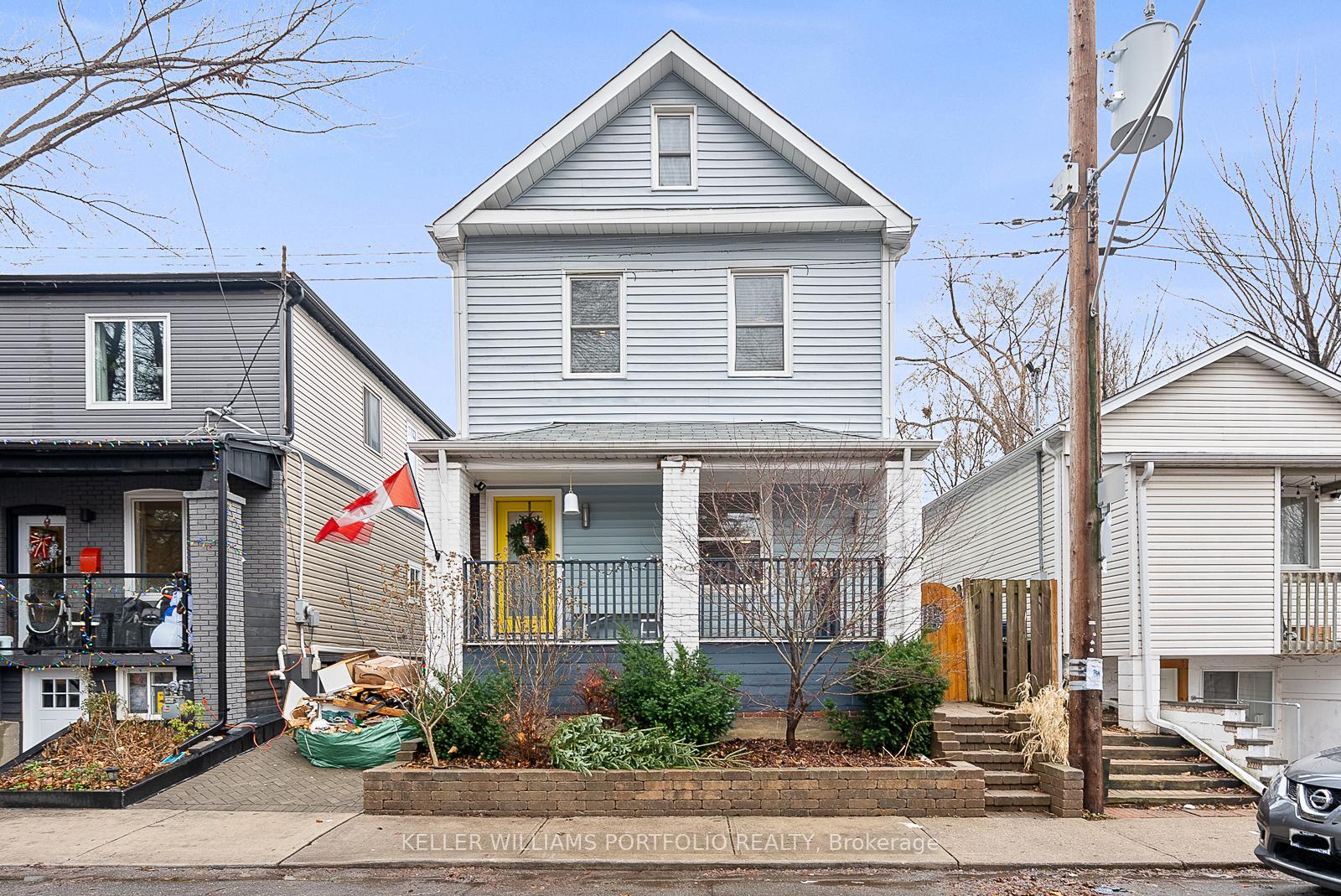 Photo 1 of 557 Craven Road, Toronto, Greenwood-Coxwell — HOMEH