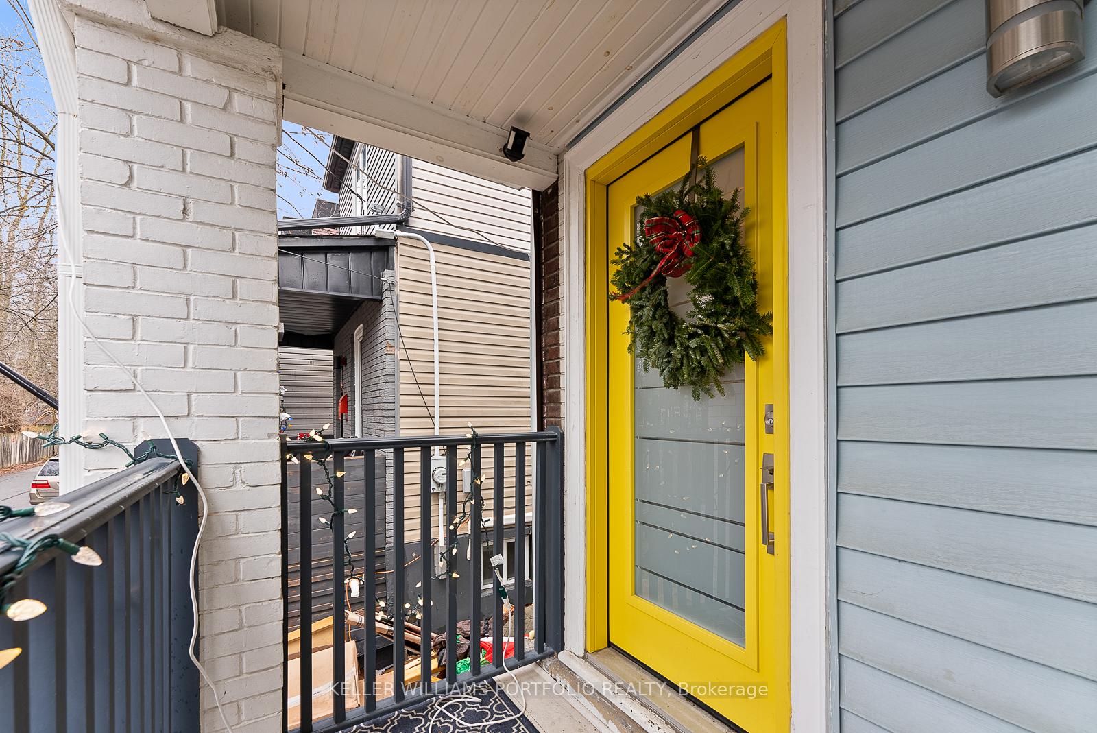 Photo 4 of 557 Craven Road, Toronto, Greenwood-Coxwell — HOMEH