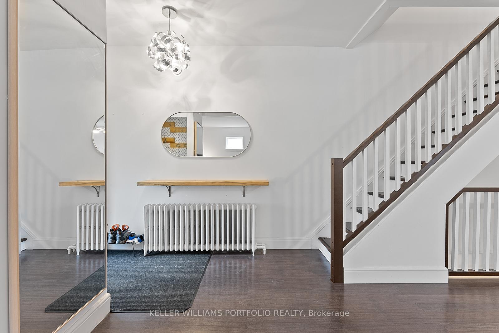 Photo 9 of 557 Craven Road, Toronto, Greenwood-Coxwell — HOMEH