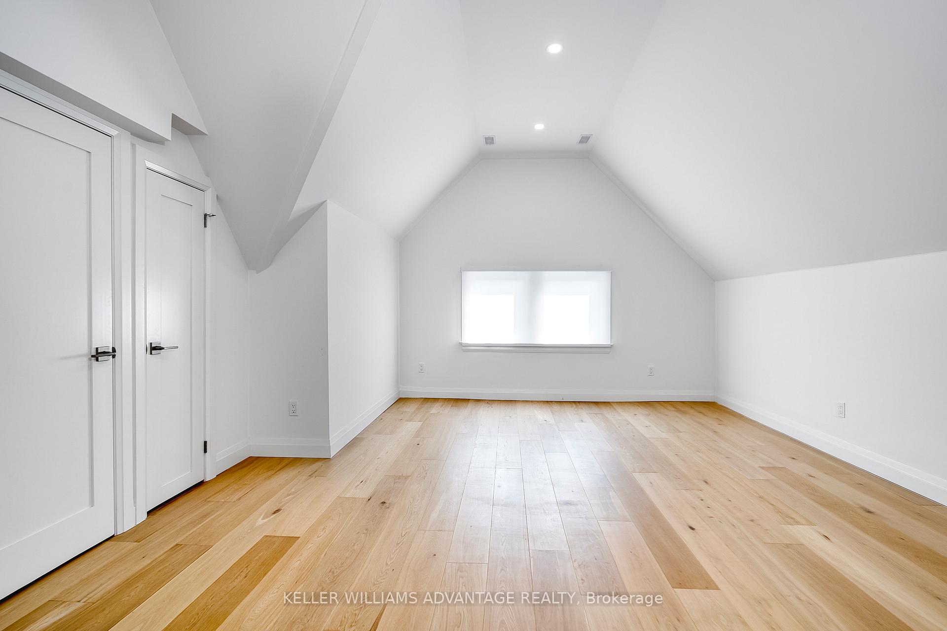 Photo 10 of Unit 3rd Floor, 42 Delaware Avenue, Toronto, Palmerston-Little Italy — HOMEH