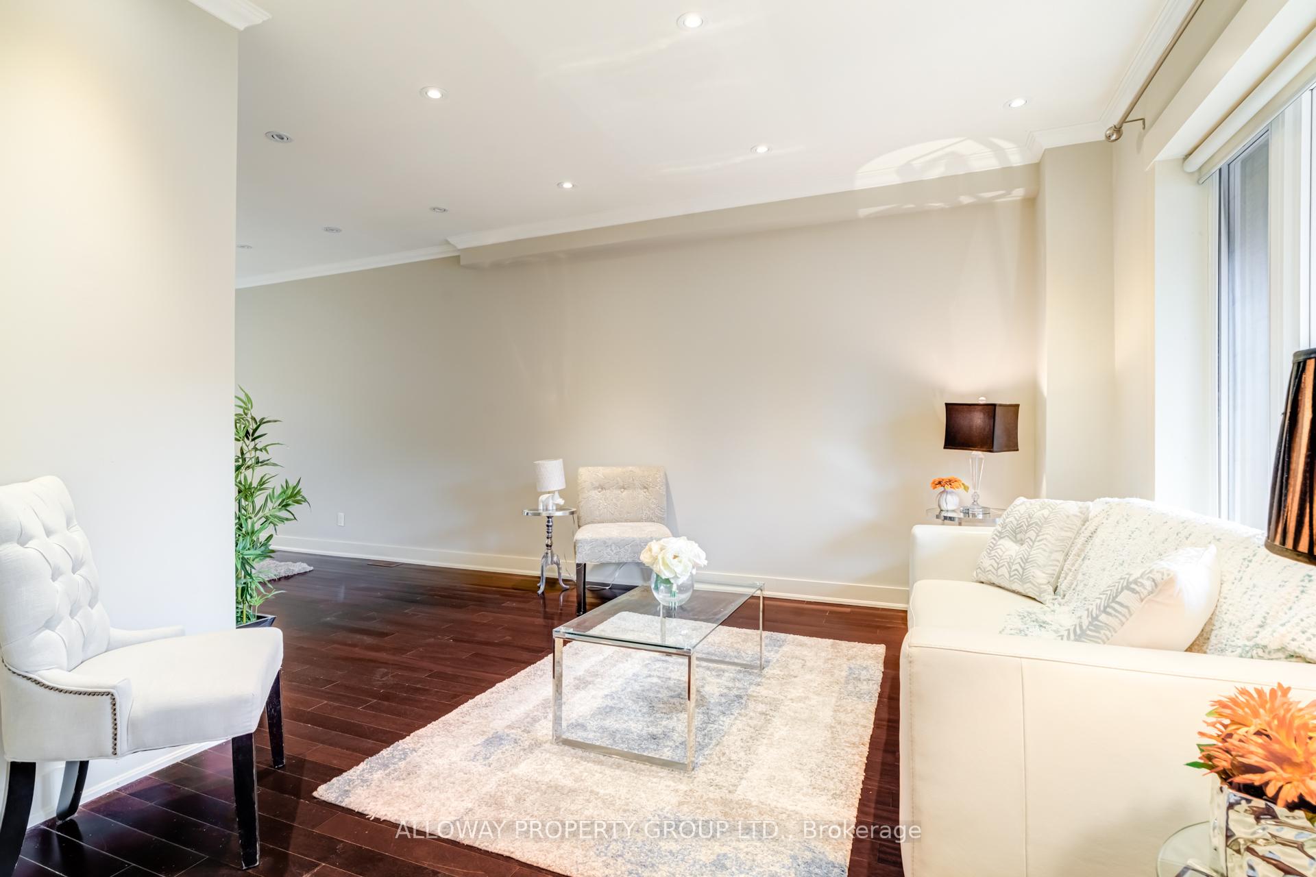 Photo 4 of 142 Fulton Avenue, Toronto, Playter Estates-Danforth — HOMEH