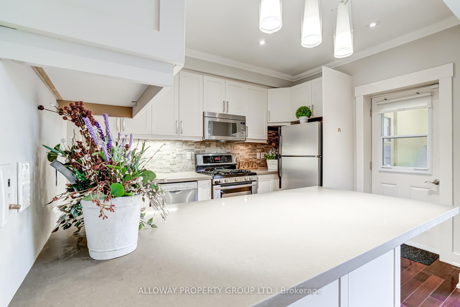 Photo 8 of 142 Fulton Avenue, Toronto, Playter Estates-Danforth — HOMEH