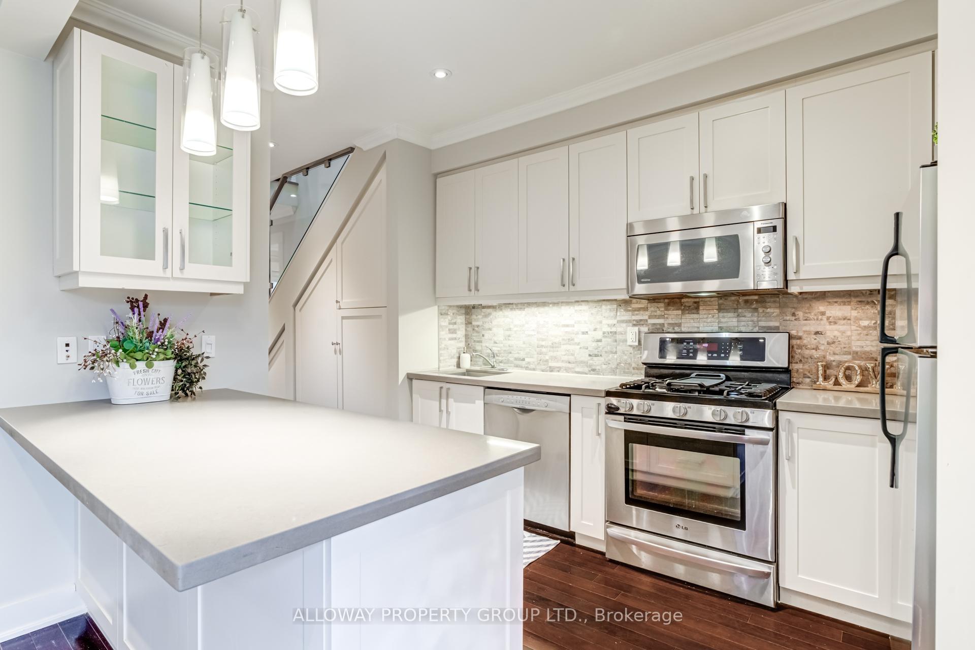 Photo 9 of 142 Fulton Avenue, Toronto, Playter Estates-Danforth — HOMEH