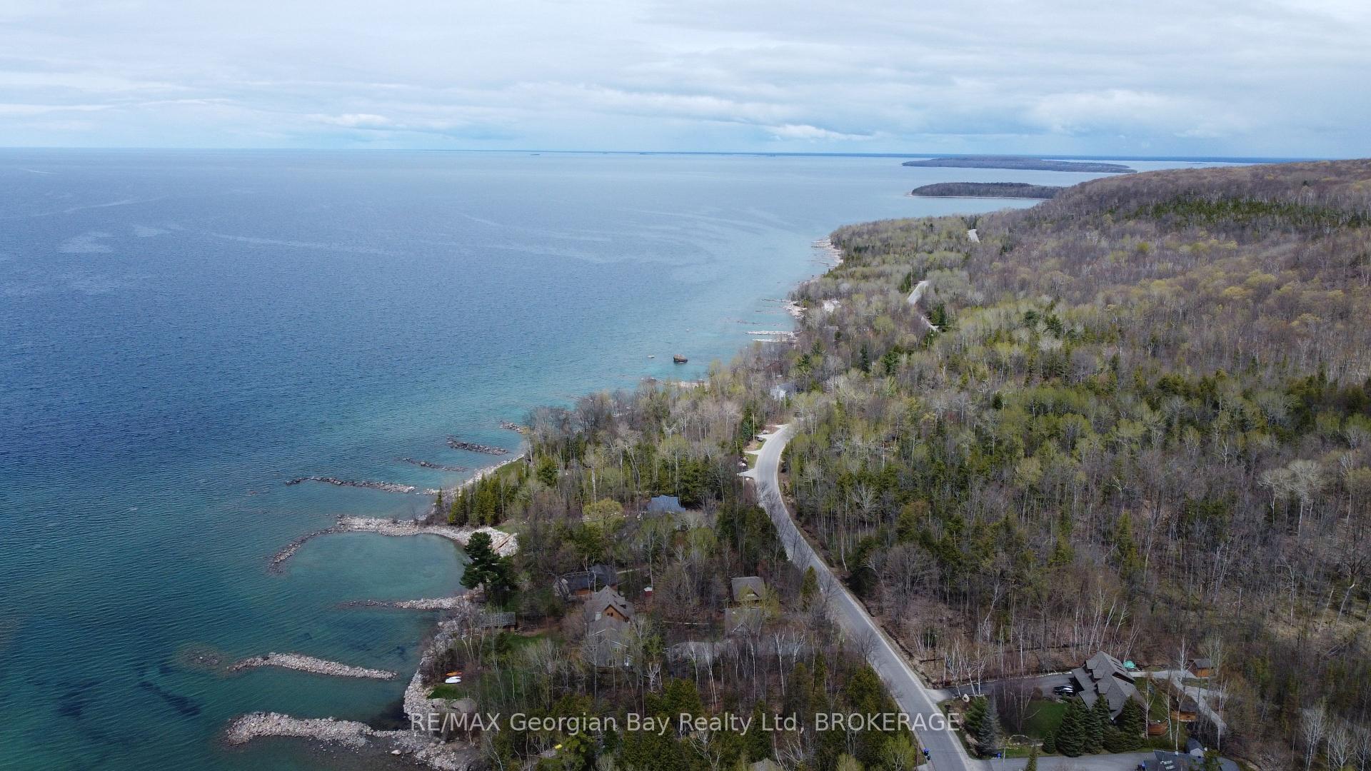 Photo 7 of 465 Silver Birch Drive, Tiny, Rural Tiny — HOMEH