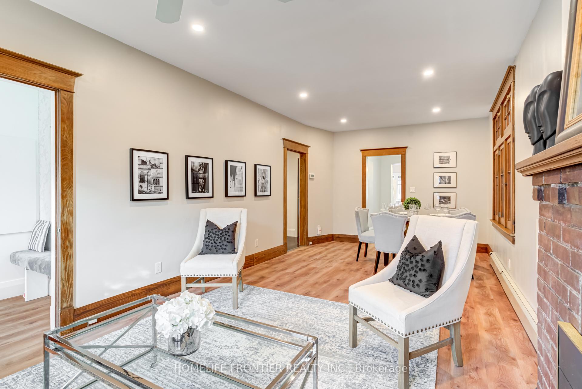 Photo 7 of 517 Main Street, Toronto, Woodbine-Lumsden — HOMEH