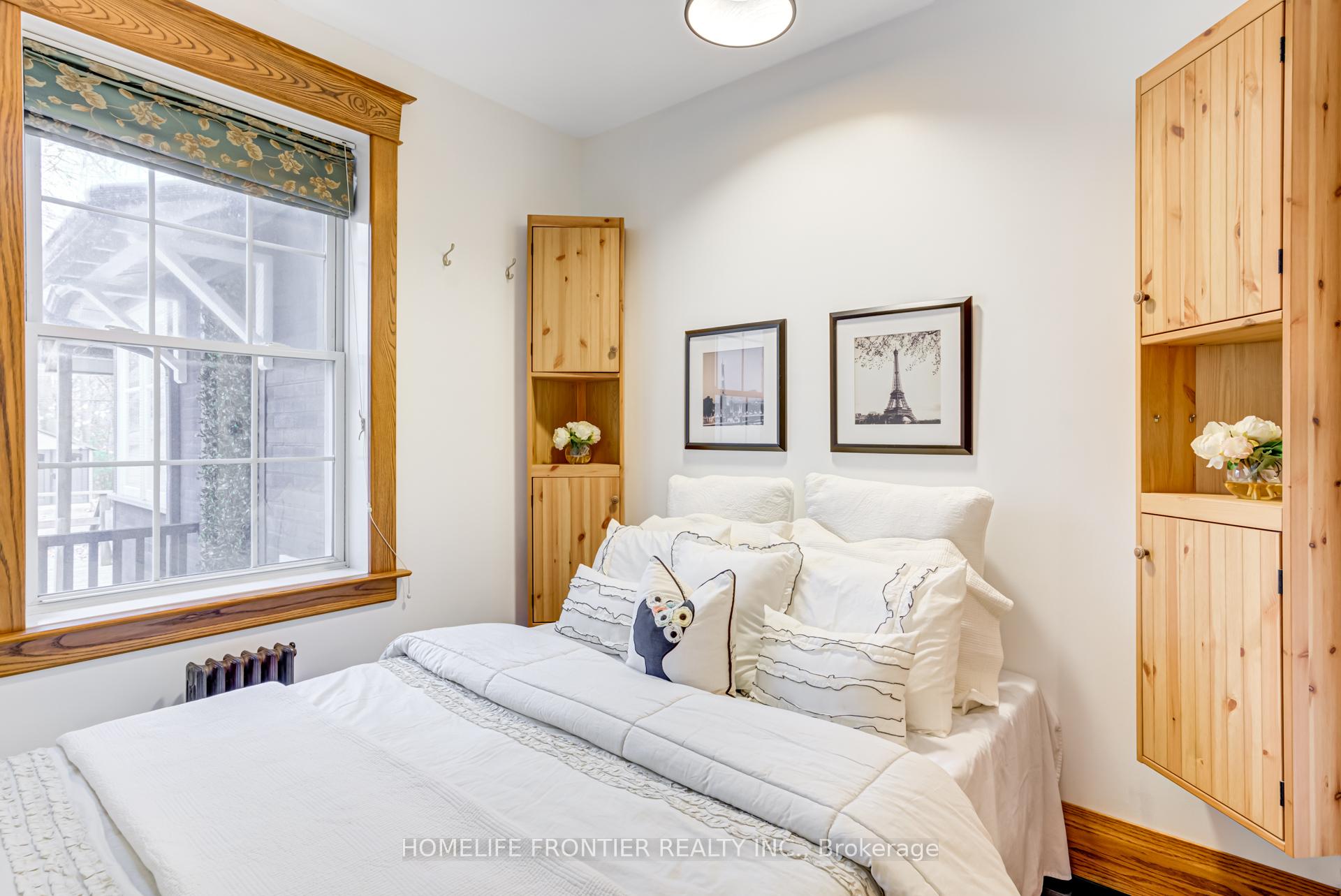 Photo 16 of 517 Main Street, Toronto, Woodbine-Lumsden — HOMEH