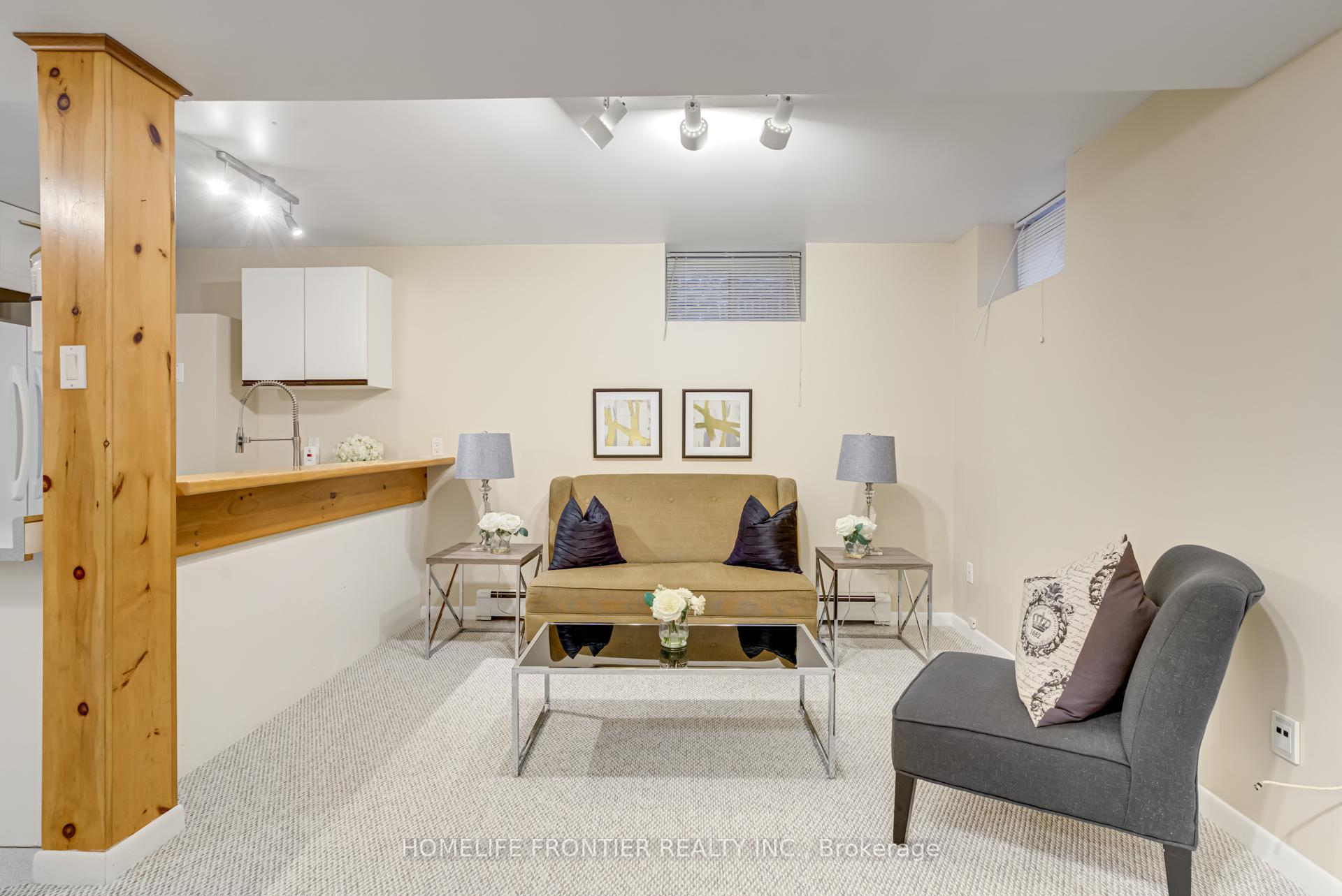 Photo 21 of 517 Main Street, Toronto, Woodbine-Lumsden — HOMEH