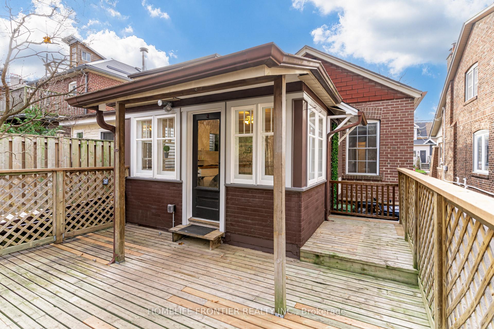 Photo 30 of 517 Main Street, Toronto, Woodbine-Lumsden — HOMEH